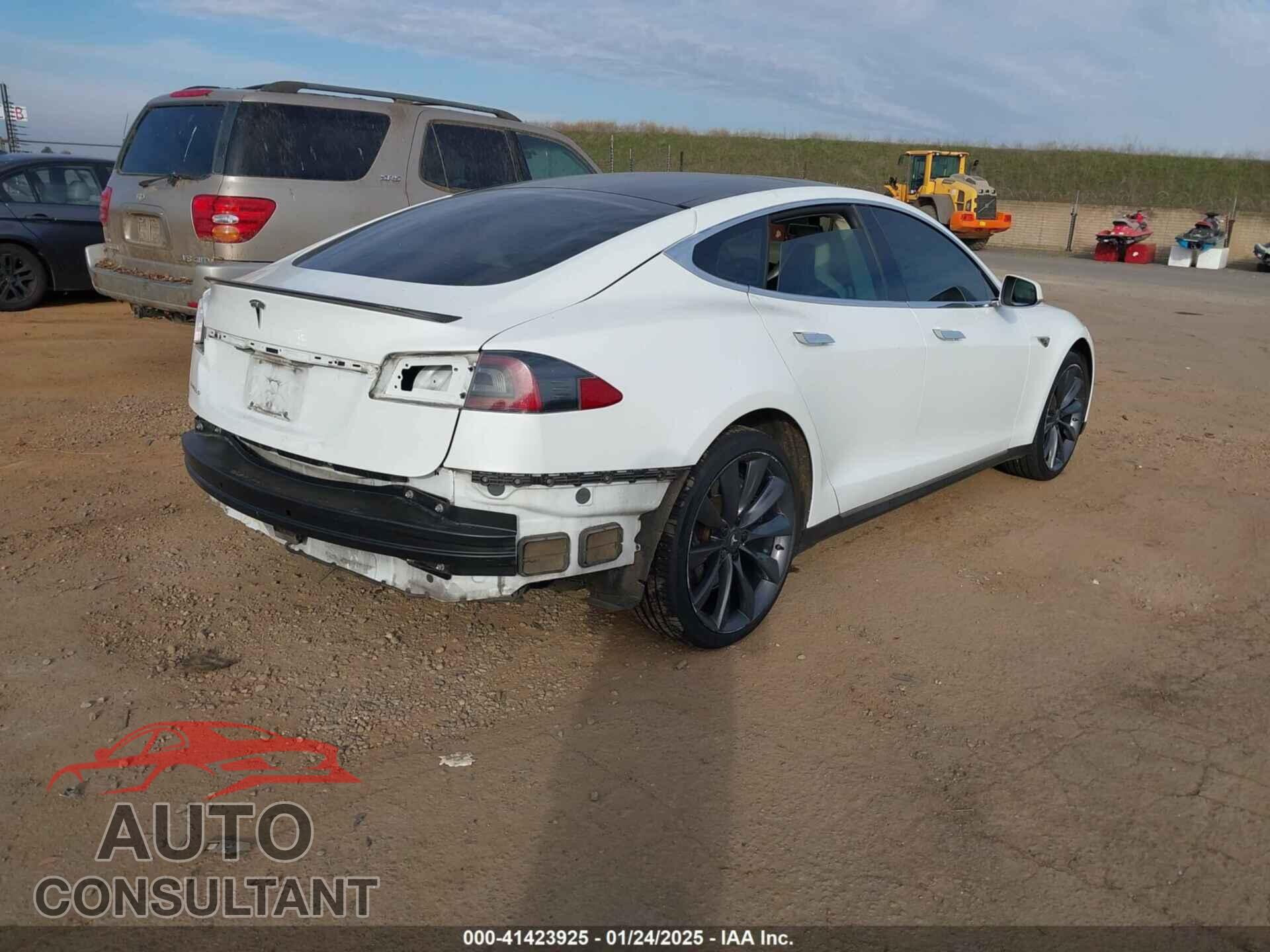 TESLA MODEL S 2012 - 5YJSA1DP7CFS01032