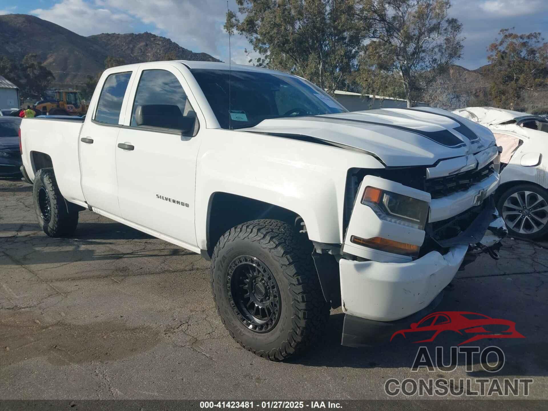 CHEVROLET SILVERADO 1500 2017 - 1GCRCPEC3HZ349767