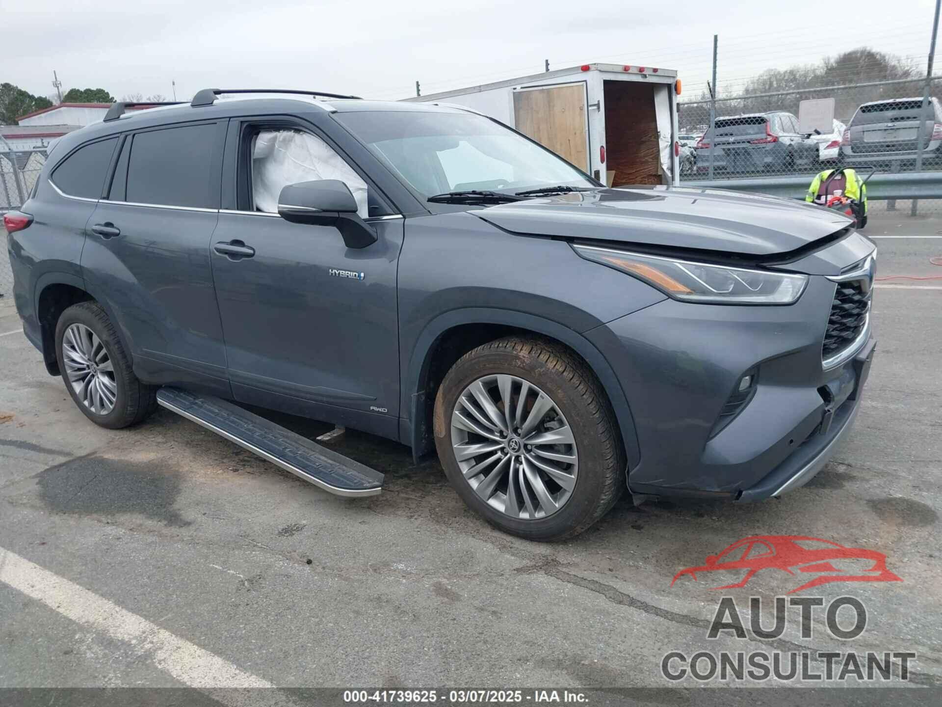 TOYOTA HIGHLANDER 2021 - 5TDEBRCH5MS021242