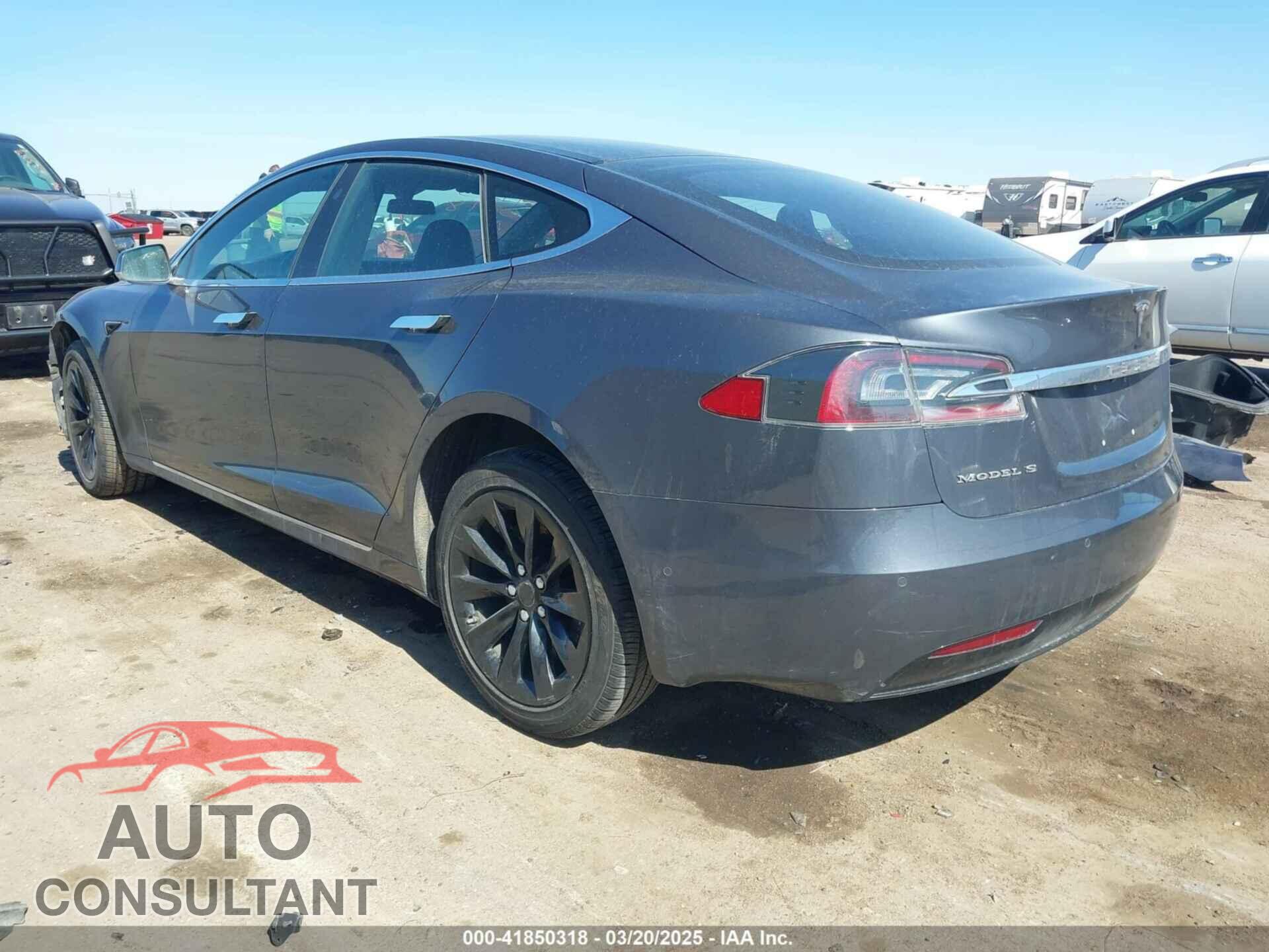 TESLA MODEL S 2018 - 5YJSA1E21JF287115