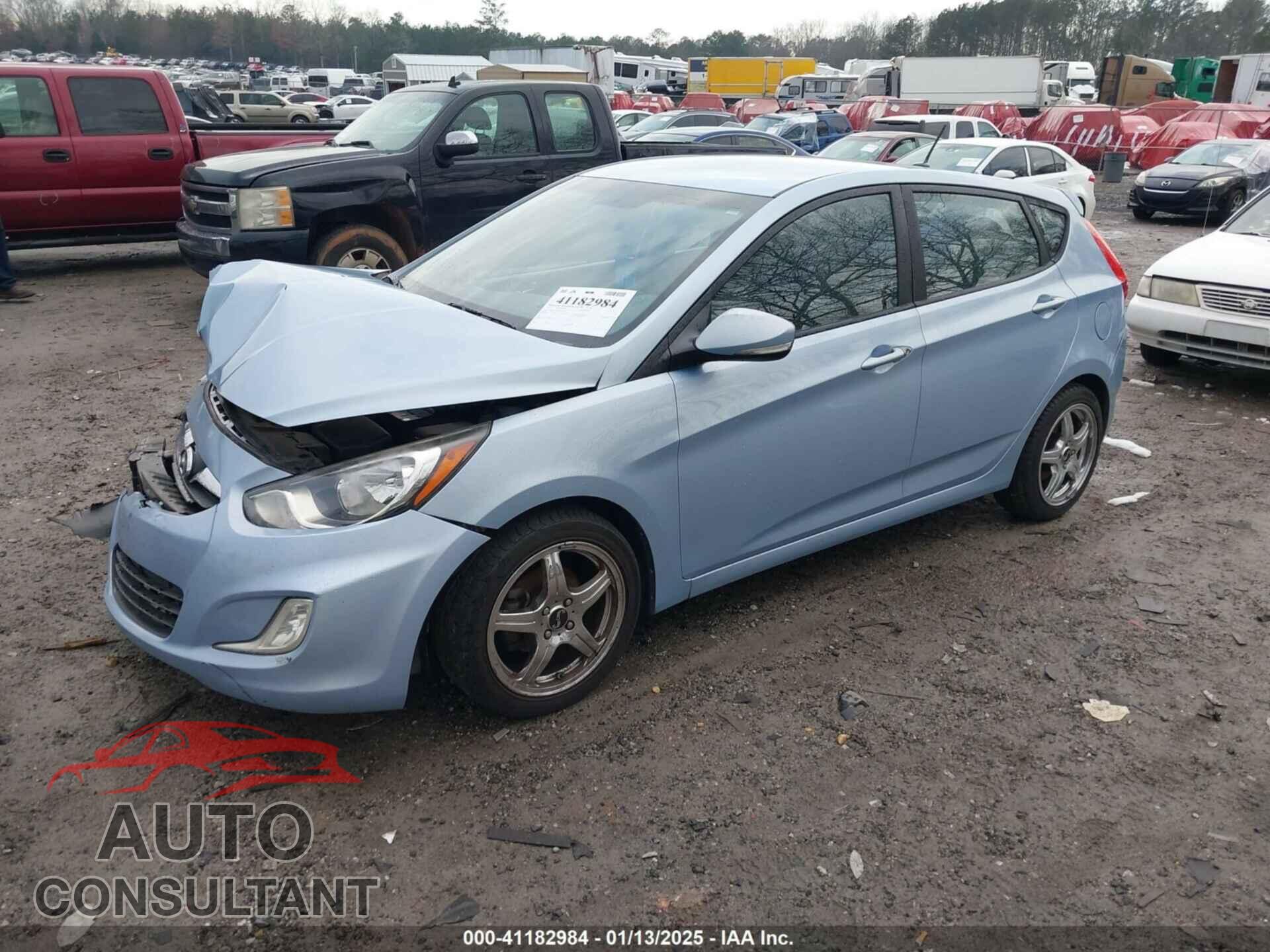 HYUNDAI ACCENT 2013 - KMHCU5AE5DU087882