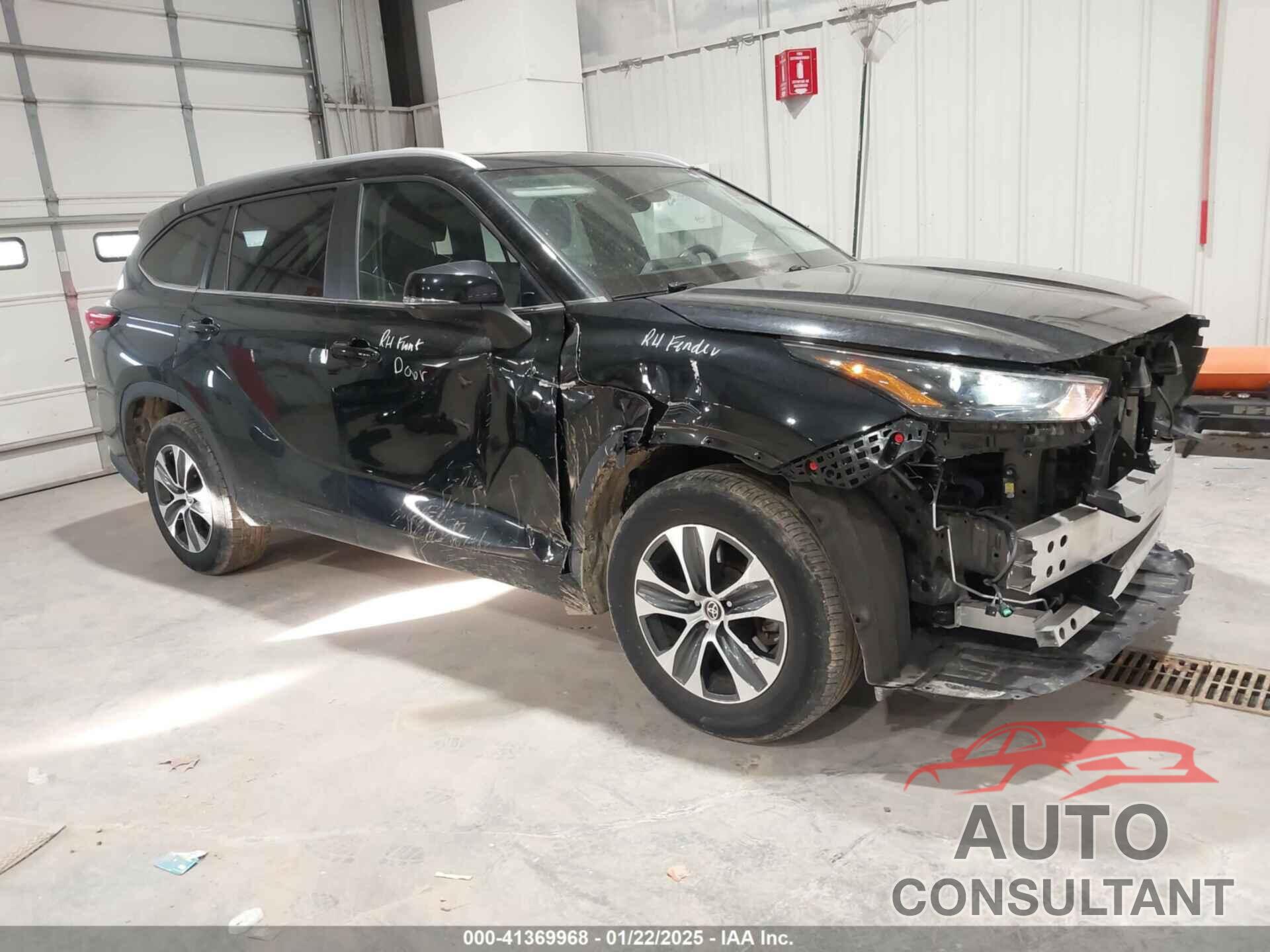 TOYOTA HIGHLANDER 2023 - 5TDKDRAH2PS013944