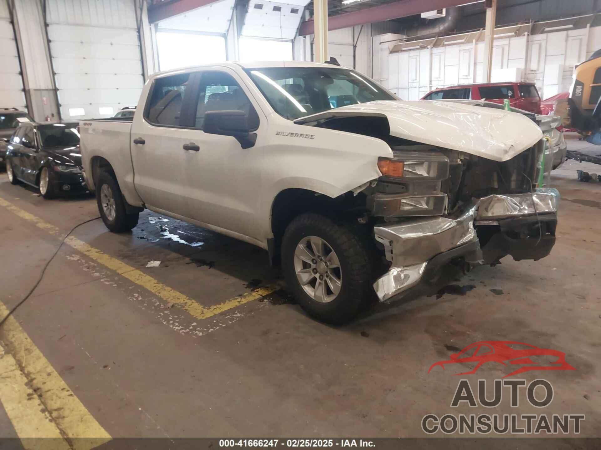 CHEVROLET SILVERADO 1500 2019 - 3GCUYAEF3KG283635