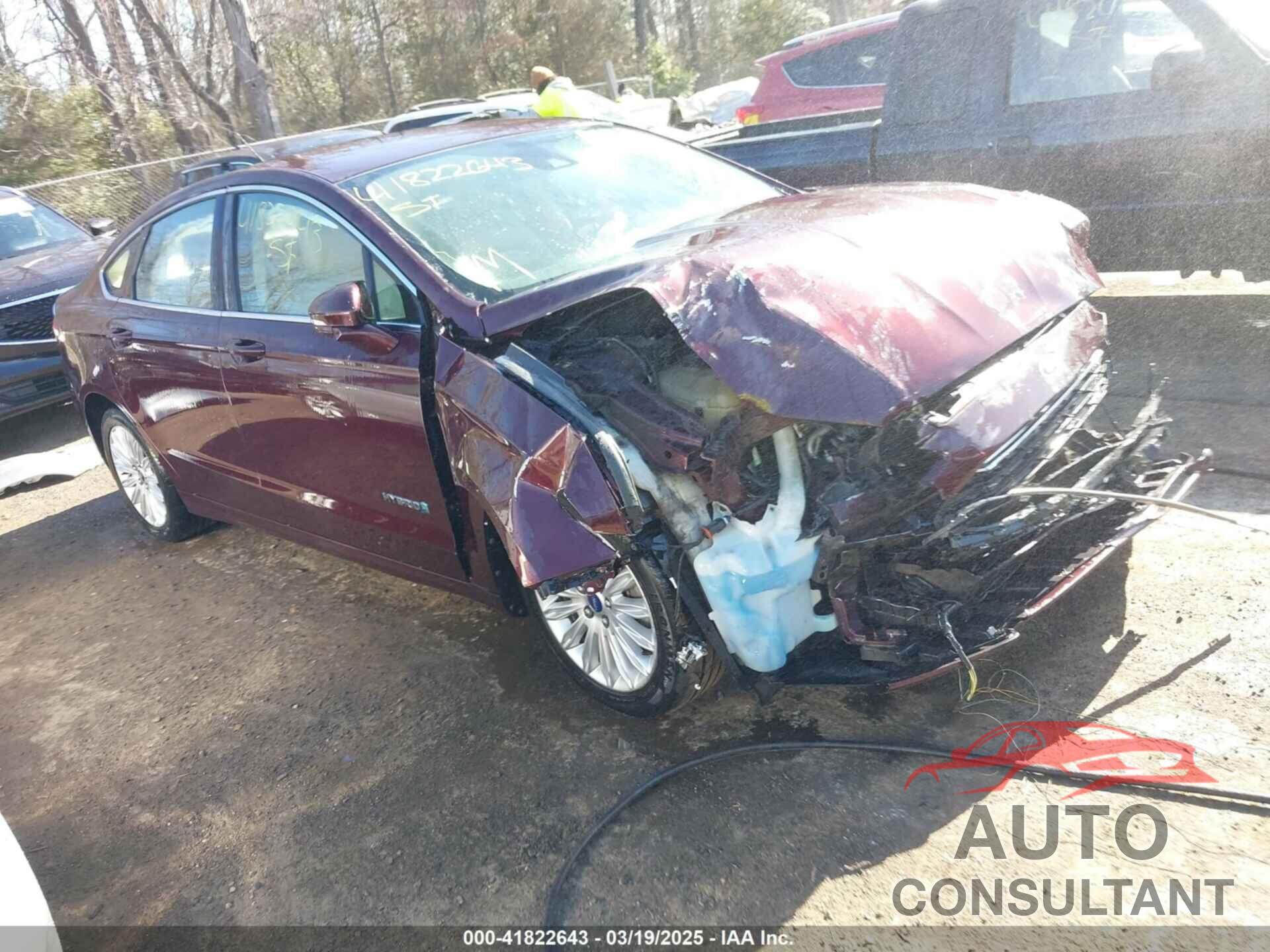 FORD FUSION HYBRID 2013 - 3FA6P0LU8DR206943
