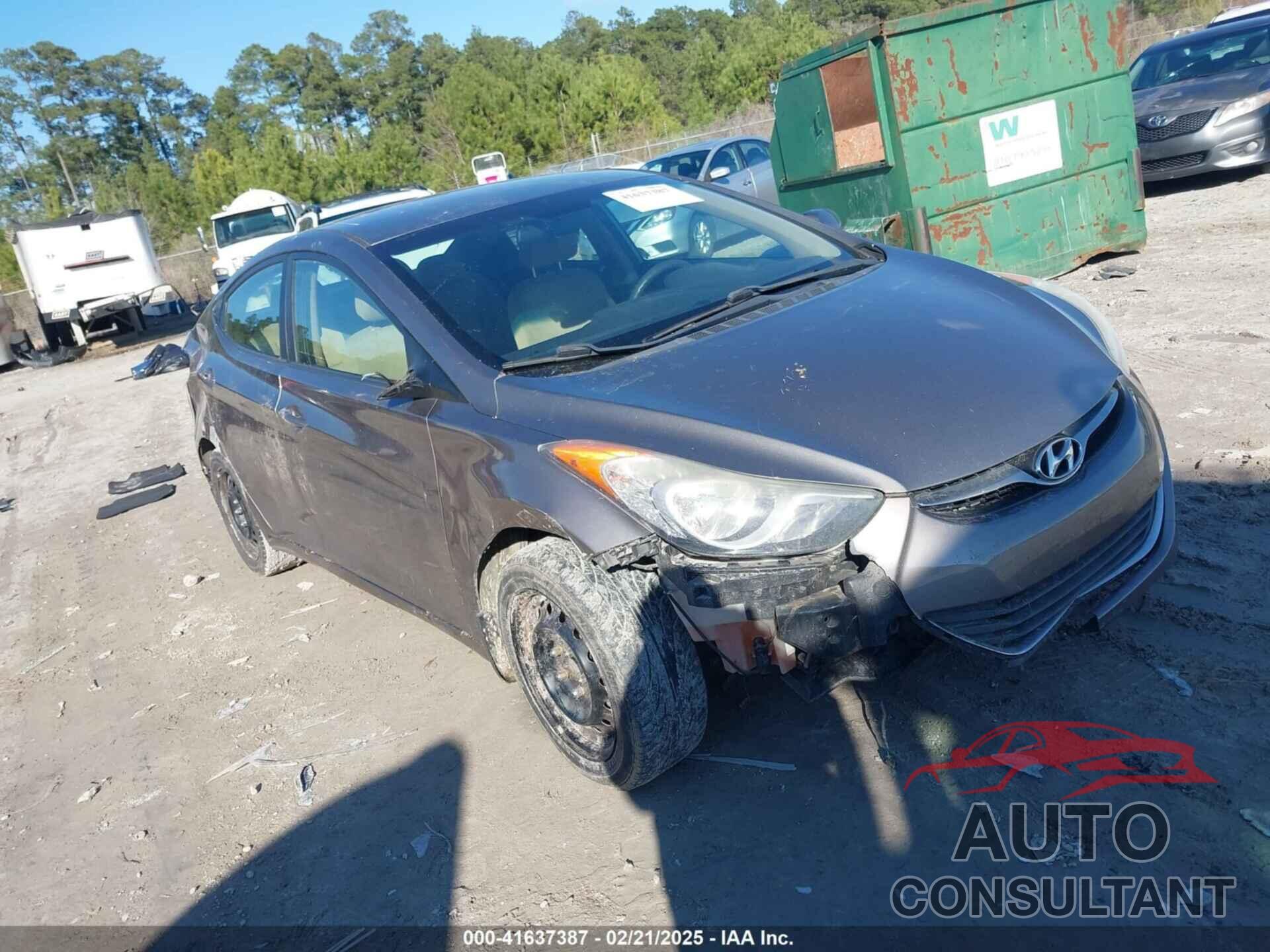 HYUNDAI ELANTRA 2013 - 5NPDH4AE5DH167684
