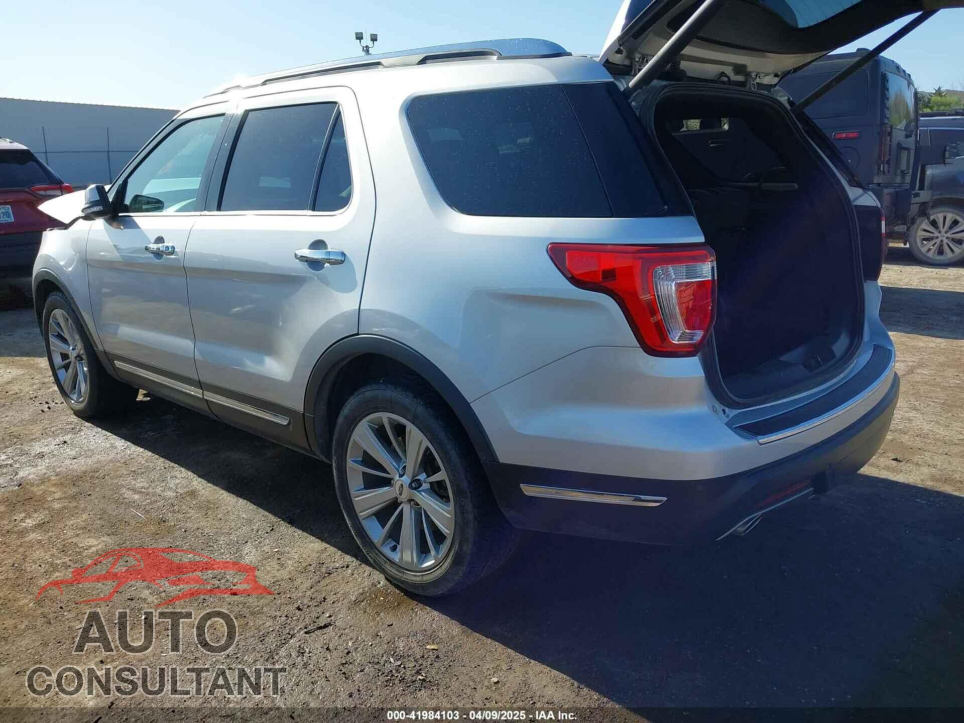 FORD EXPLORER 2018 - 1FM5K7F89JGB88429