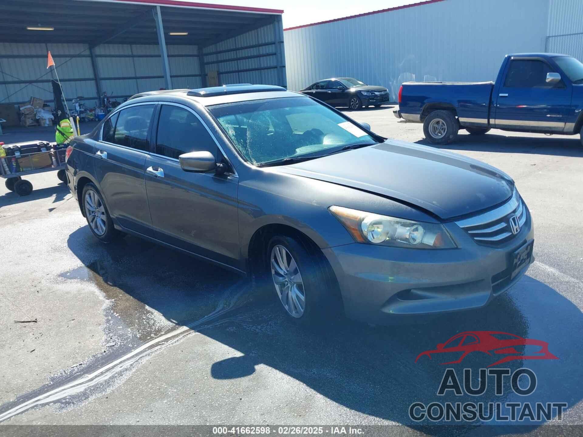HONDA ACCORD 2011 - 1HGCP3F80BA024921