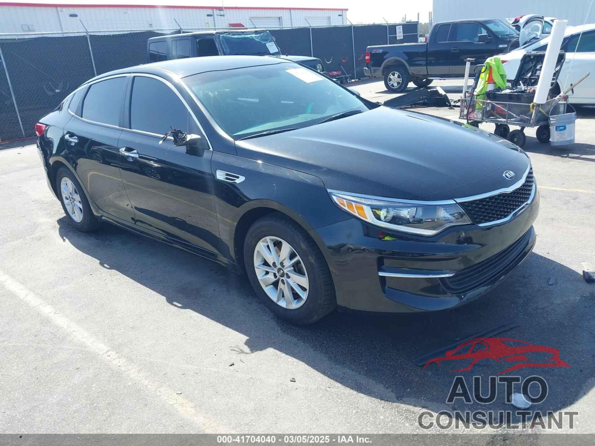 KIA OPTIMA 2018 - 5XXGT4L36JG221671