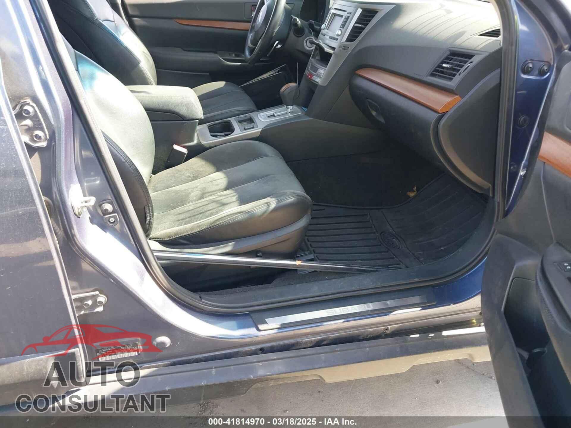 SUBARU OUTBACK 2014 - 4S4BRBLCXE3320461