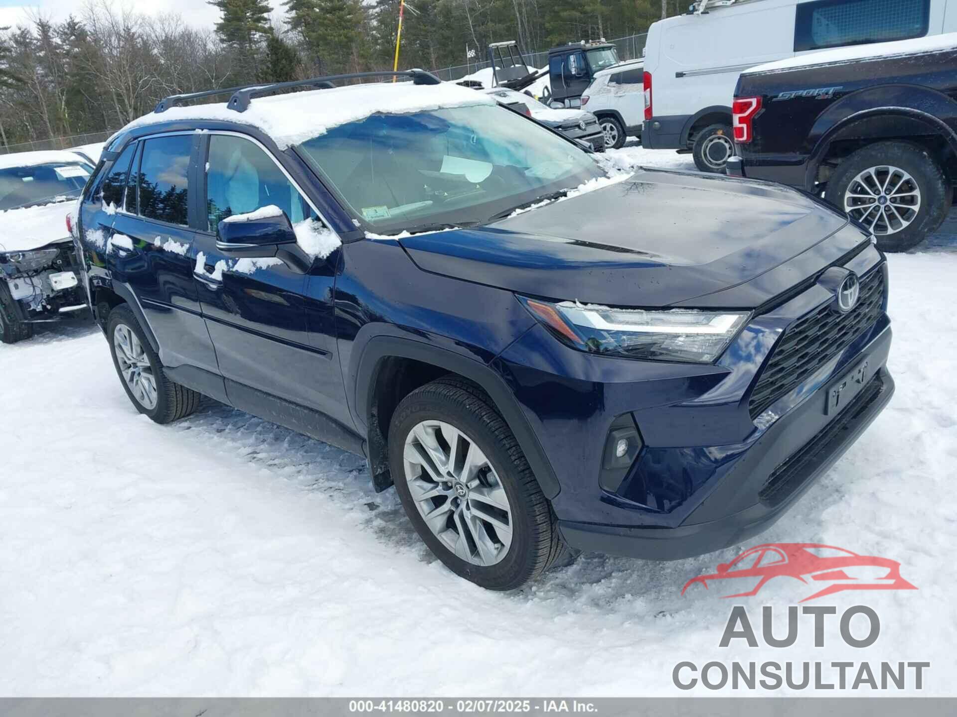 TOYOTA RAV4 2024 - 2T3A1RFV4RW435332