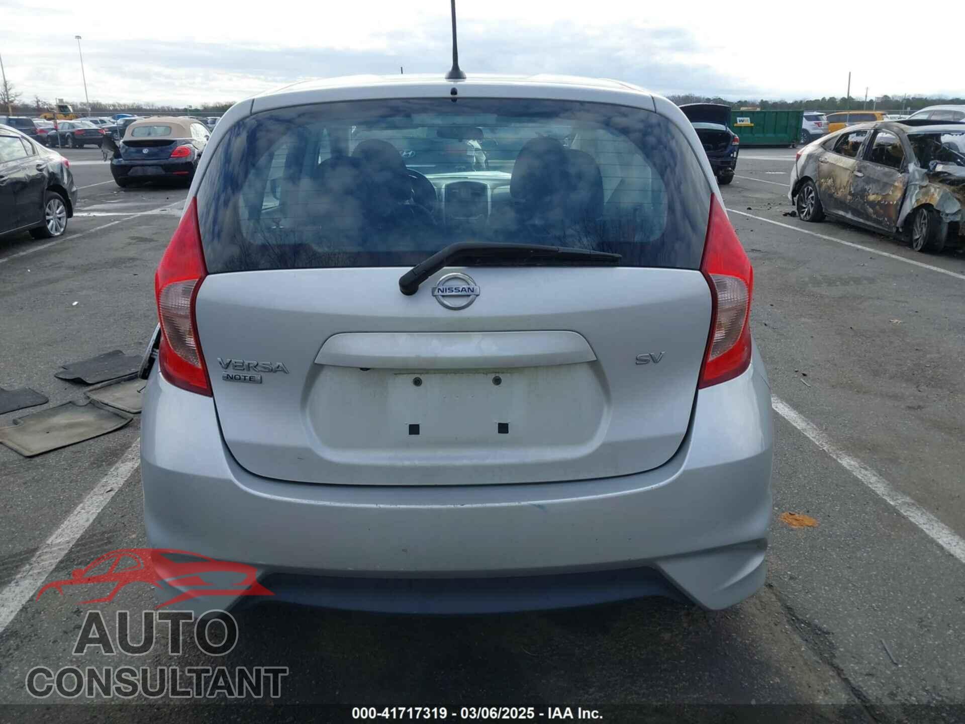 NISSAN VERSA NOTE 2017 - 3N1CE2CP0HL352029