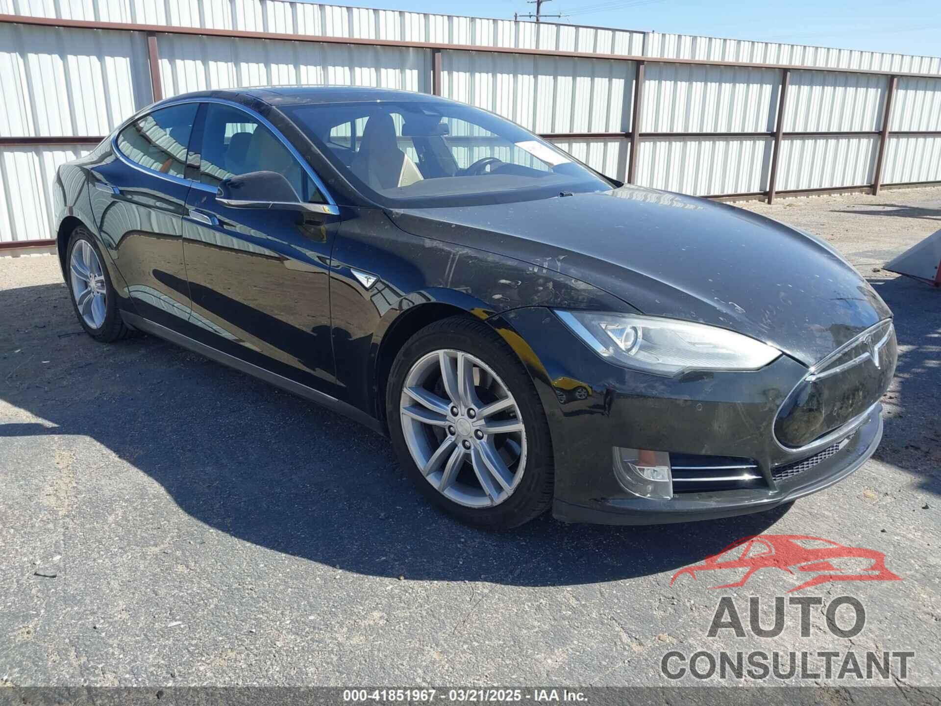 TESLA MODEL S 2015 - 5YJSA1H1XFF083844