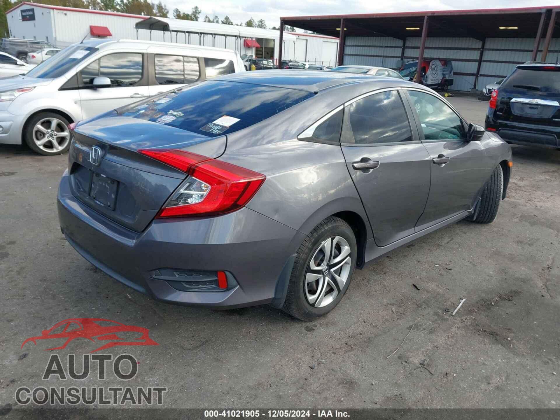 HONDA CIVIC 2018 - 2HGFC2F5XJH593977