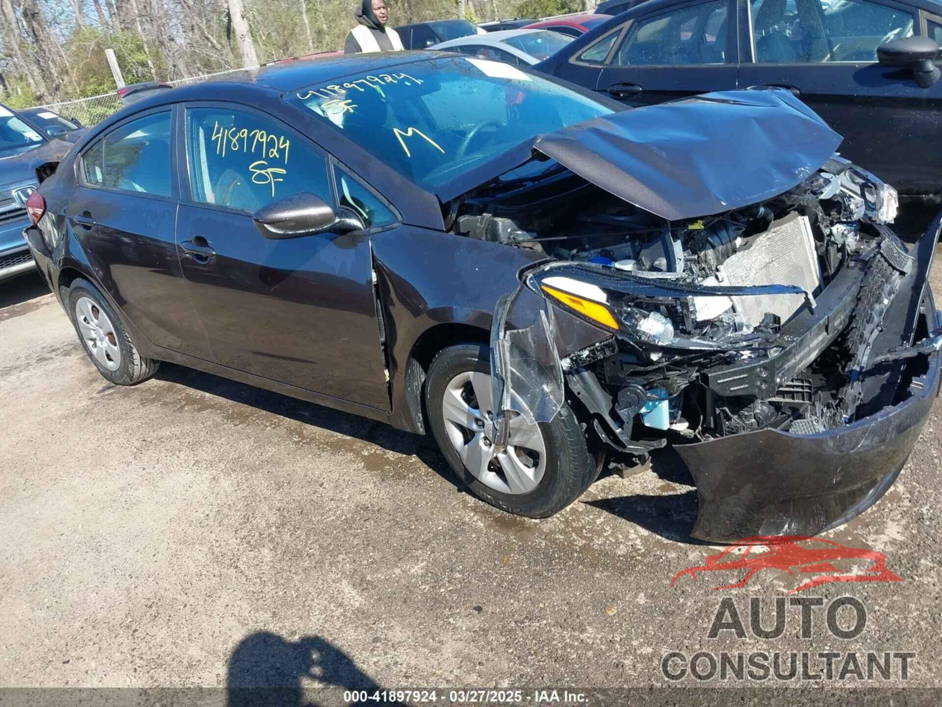 KIA FORTE 2017 - 3KPFK4A76HE041128