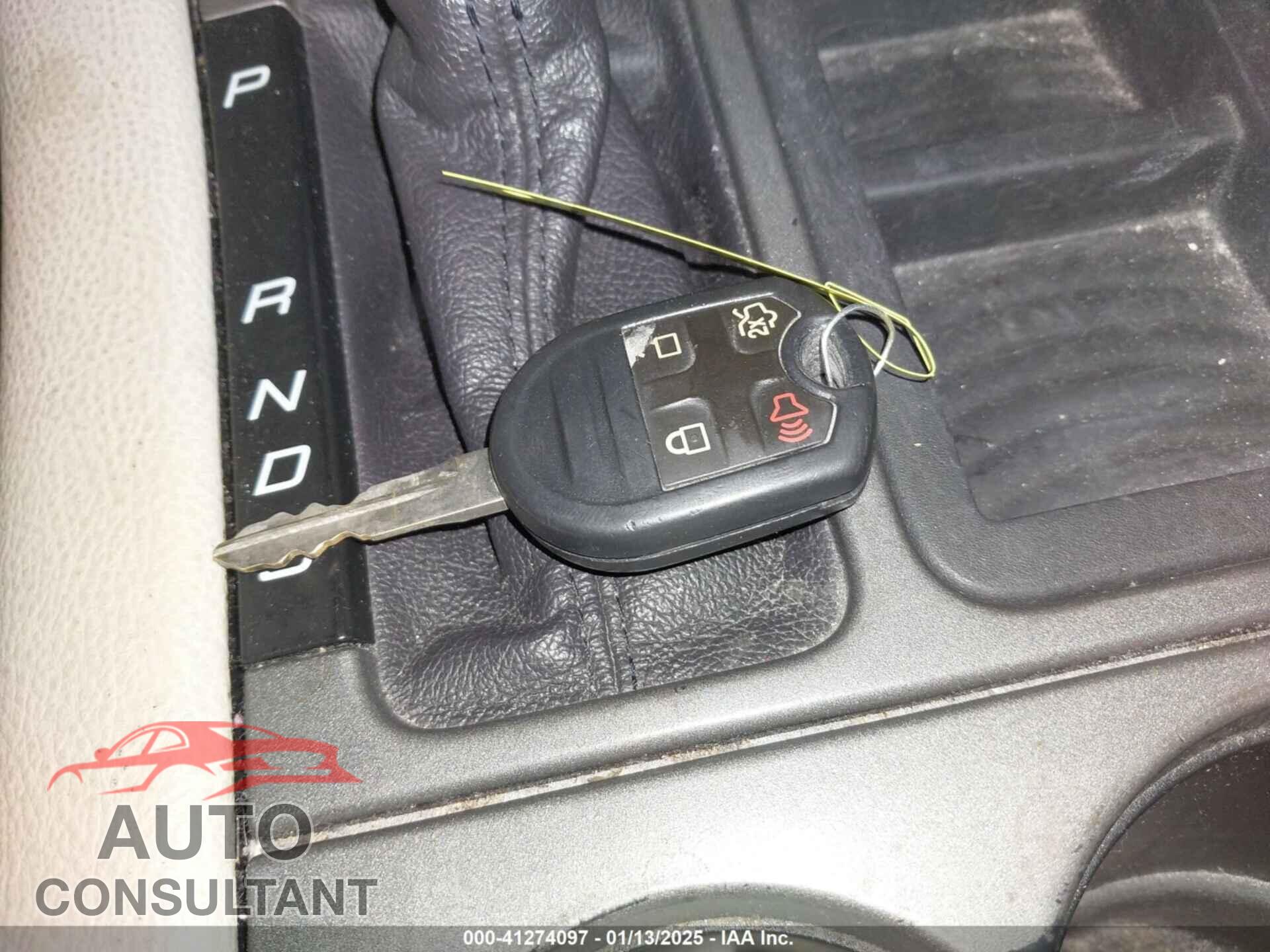 FORD TAURUS 2013 - 1FAHP2D89DG195237