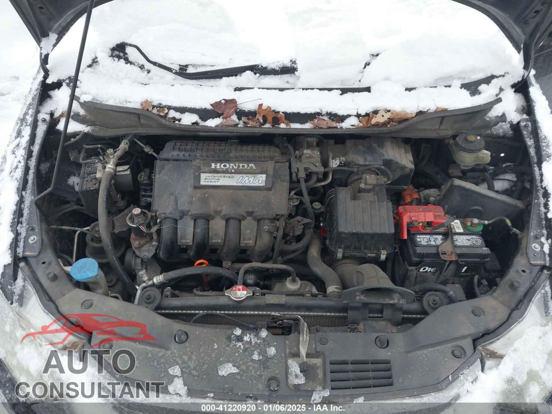 HONDA INSIGHT 2011 - JHMZE2H76BS009488