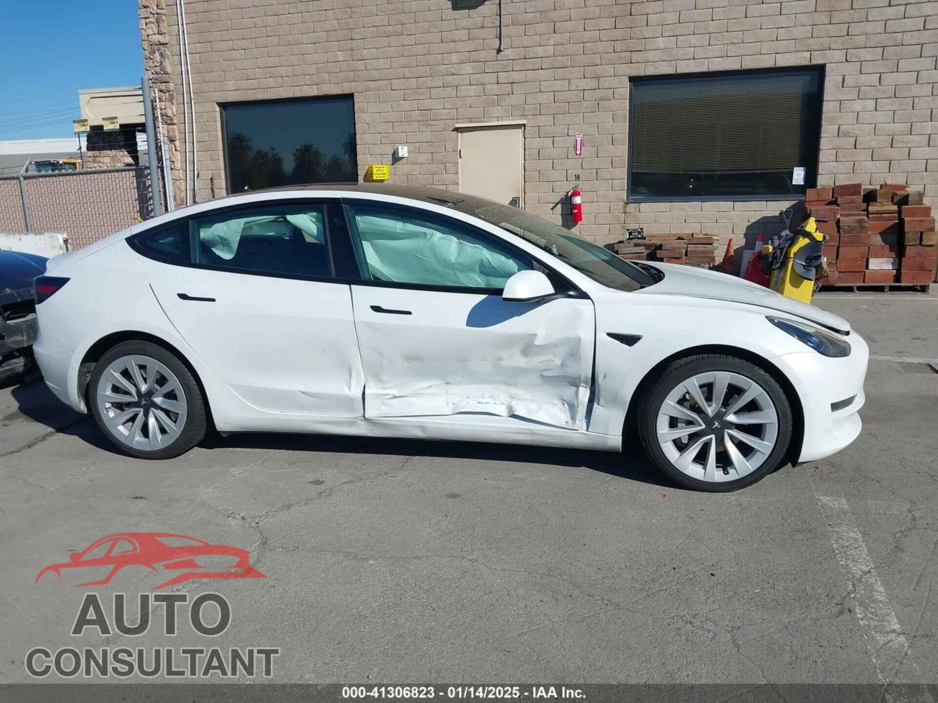 TESLA MODEL 3 2021 - 5YJ3E1EA6MF077582