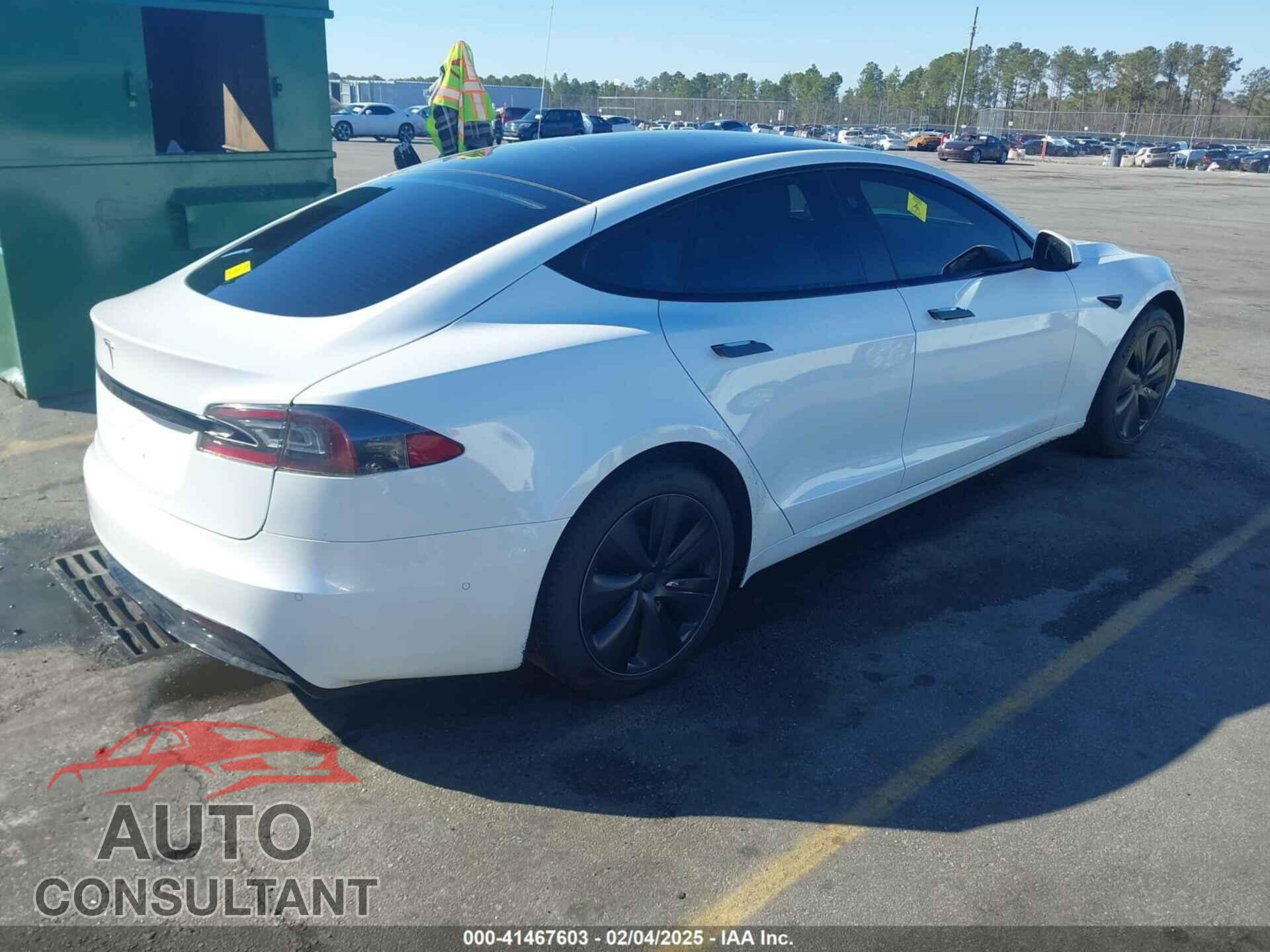 TESLA MODEL S 2021 - 5YJSA1E56MF453711