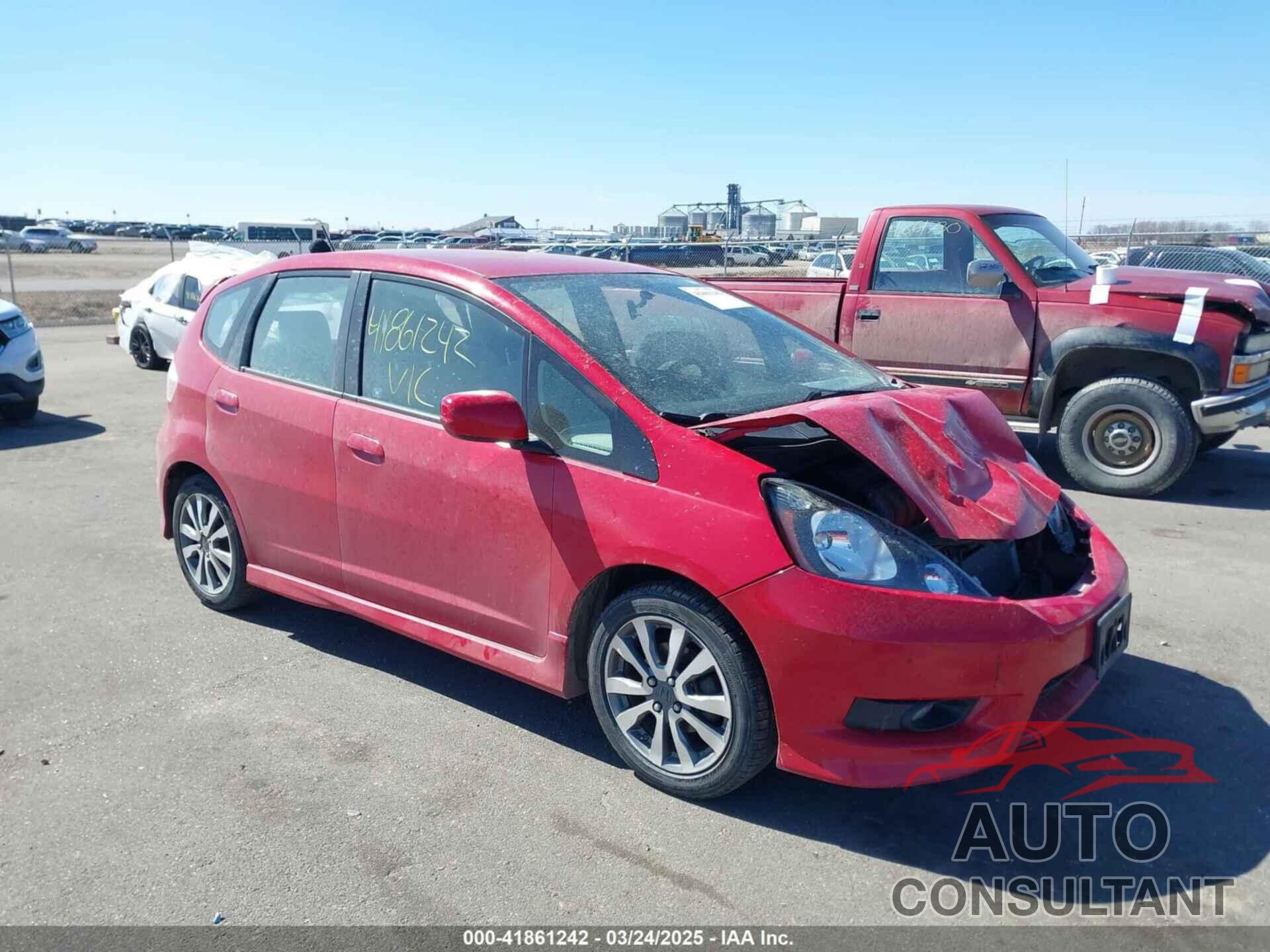 HONDA FIT 2012 - JHMGE8H53CC041237