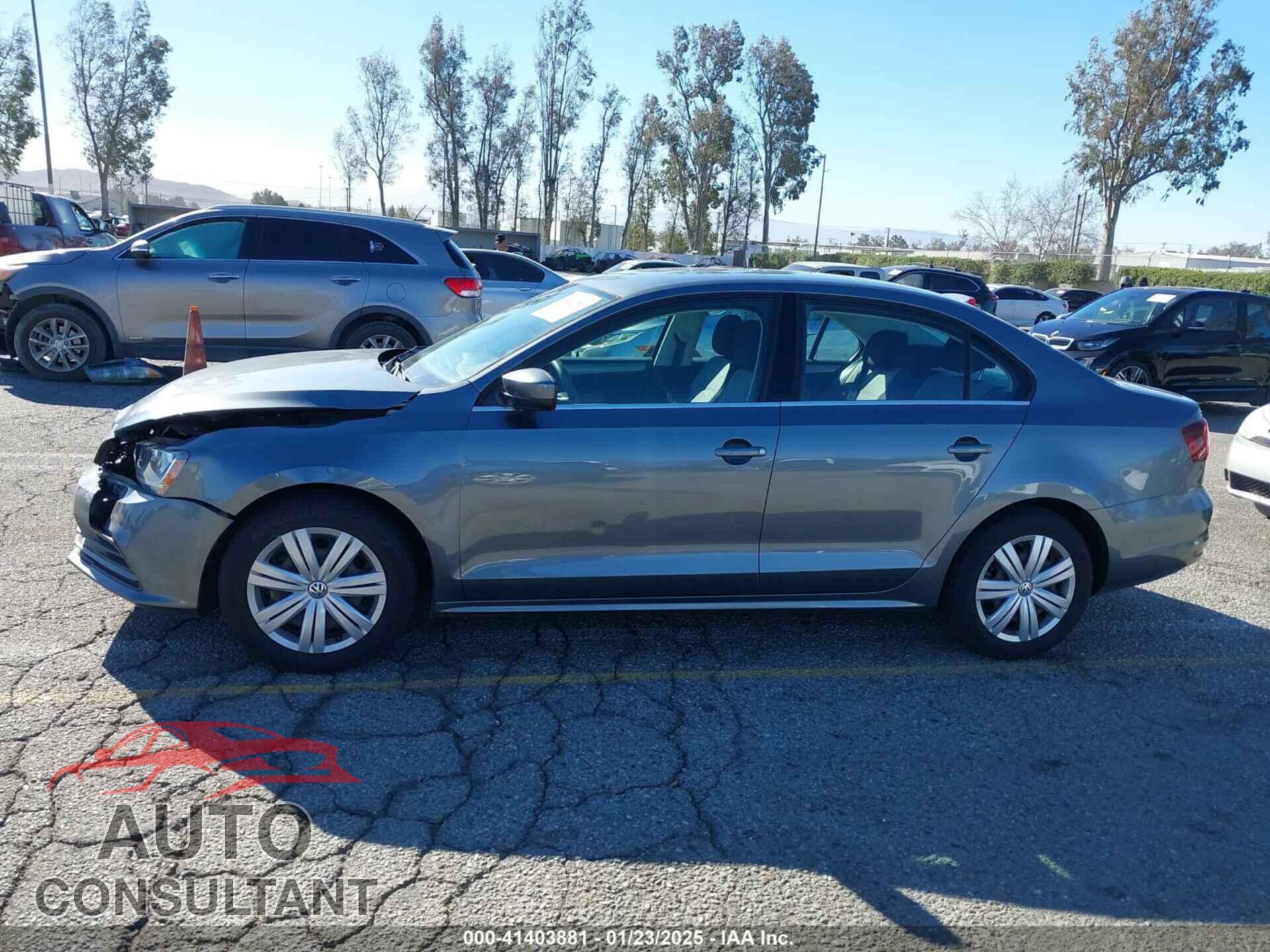 VOLKSWAGEN JETTA 2017 - 3VW2B7AJ5HM384169