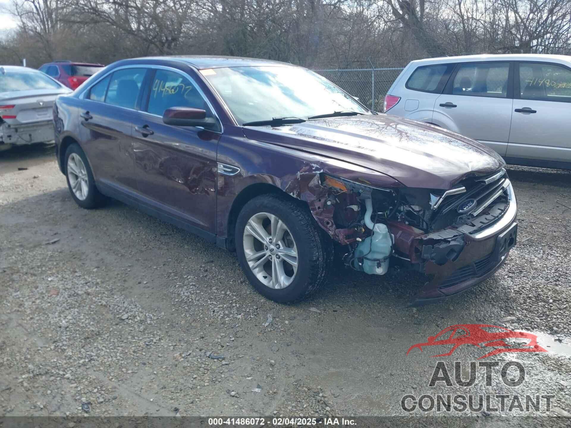 FORD TAURUS 2018 - 1FAHP2E87JG111488