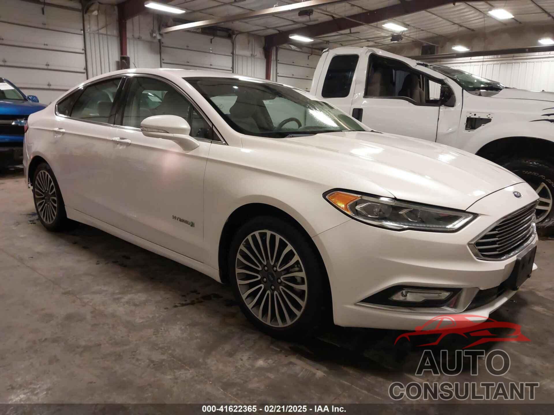 FORD FUSION HYBRID 2017 - 3FA6P0RU6HR301711