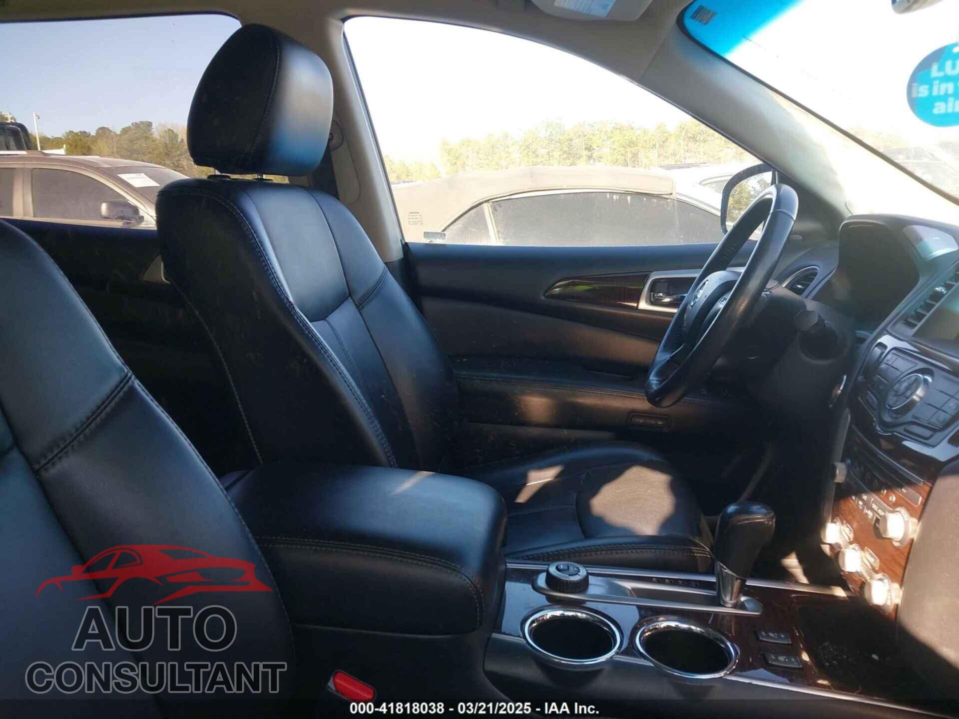 NISSAN PATHFINDER 2015 - 5N1AR2MM9FC619248