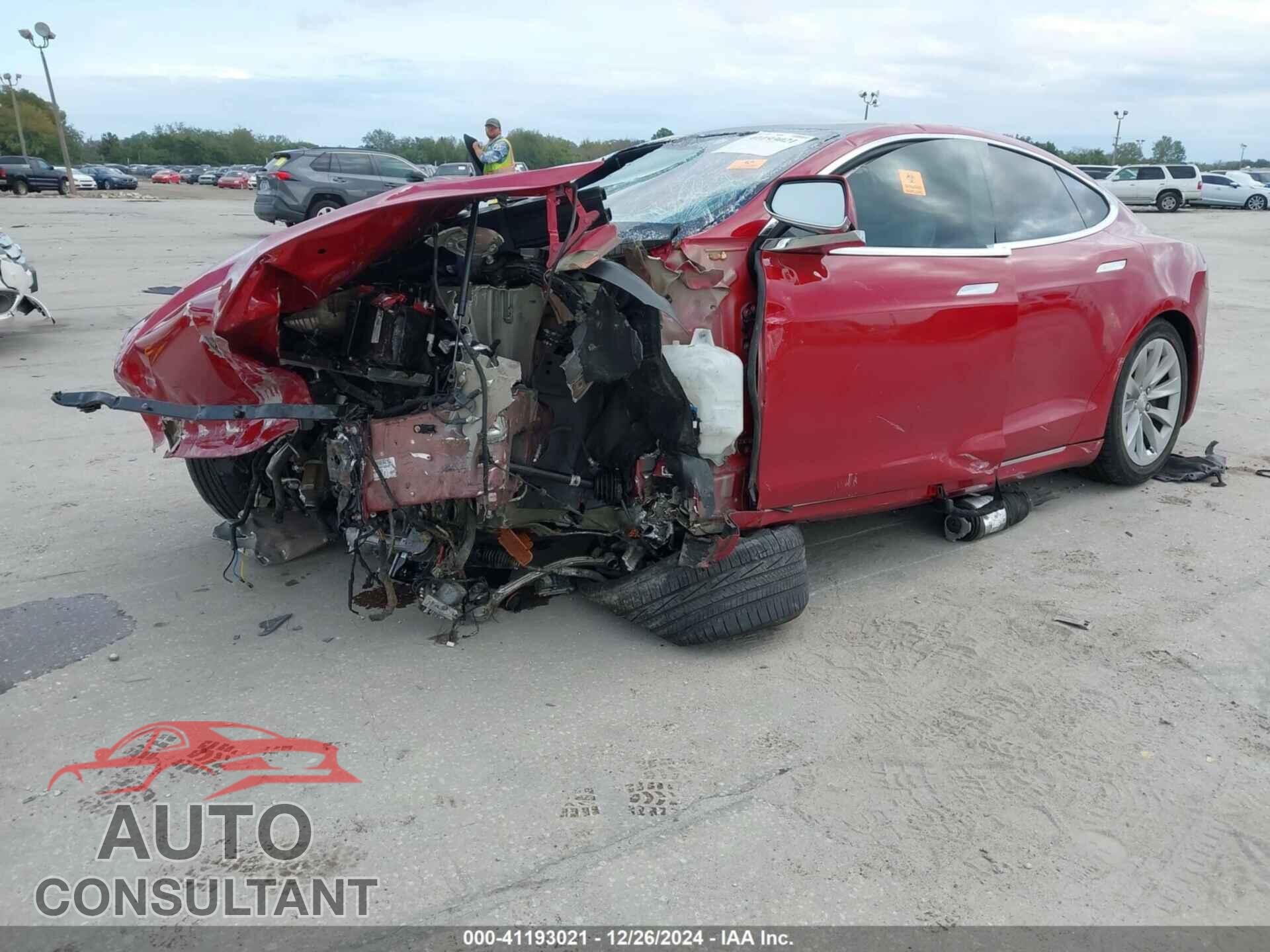 TESLA MODEL S 2019 - 5YJSA1E21KF304075