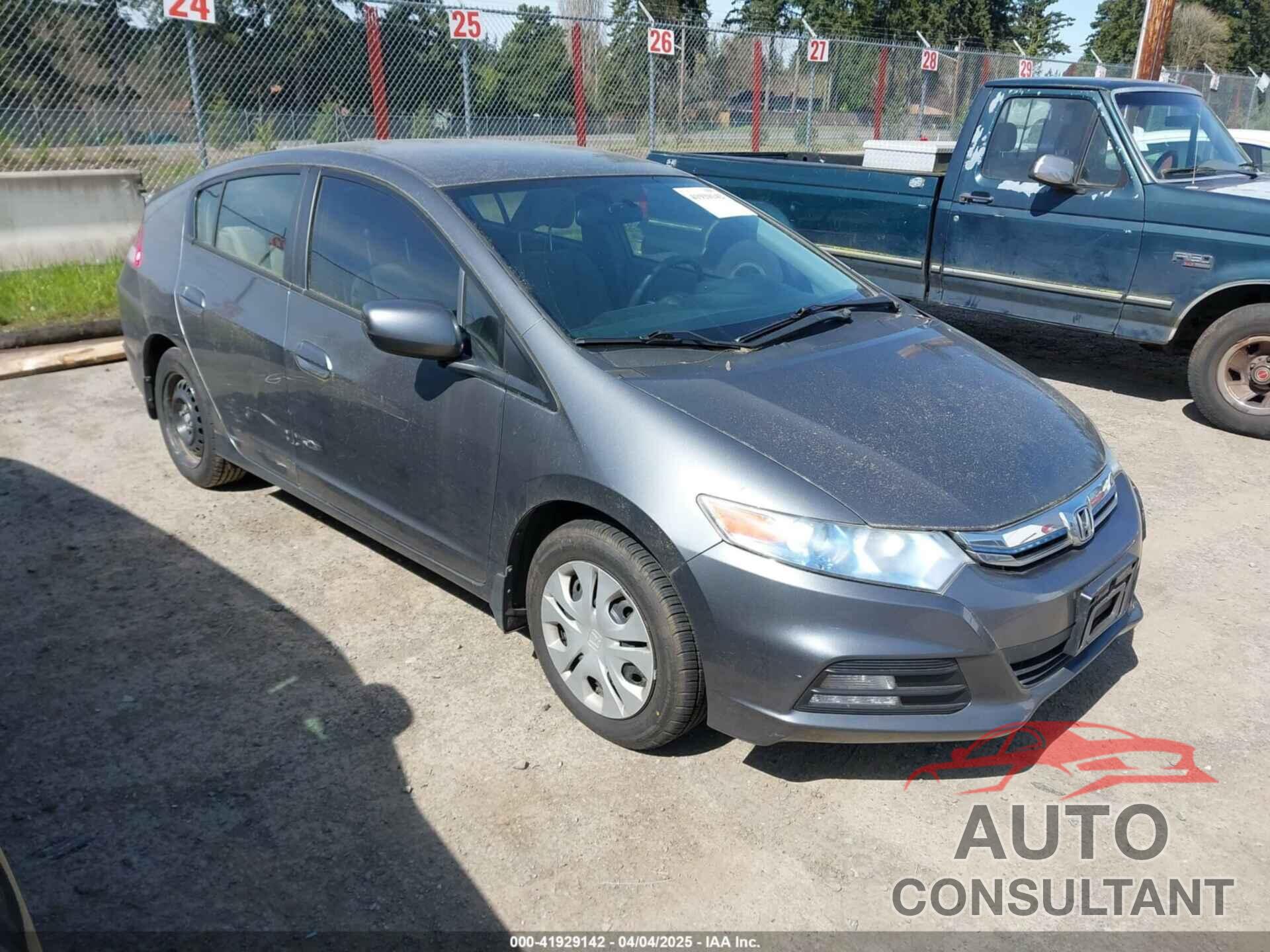 HONDA INSIGHT 2013 - JHMZE2H37DS000184