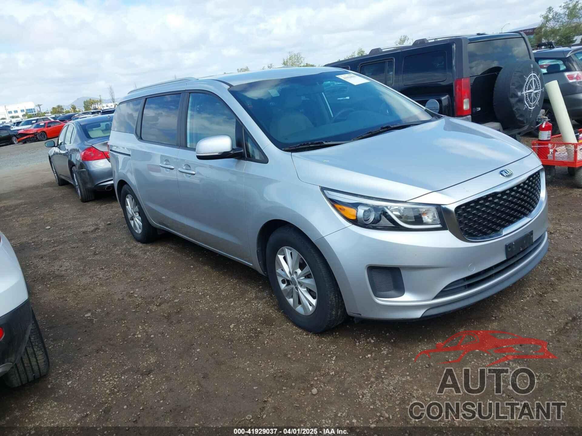 KIA SEDONA 2015 - KNDMB5C13F6023520