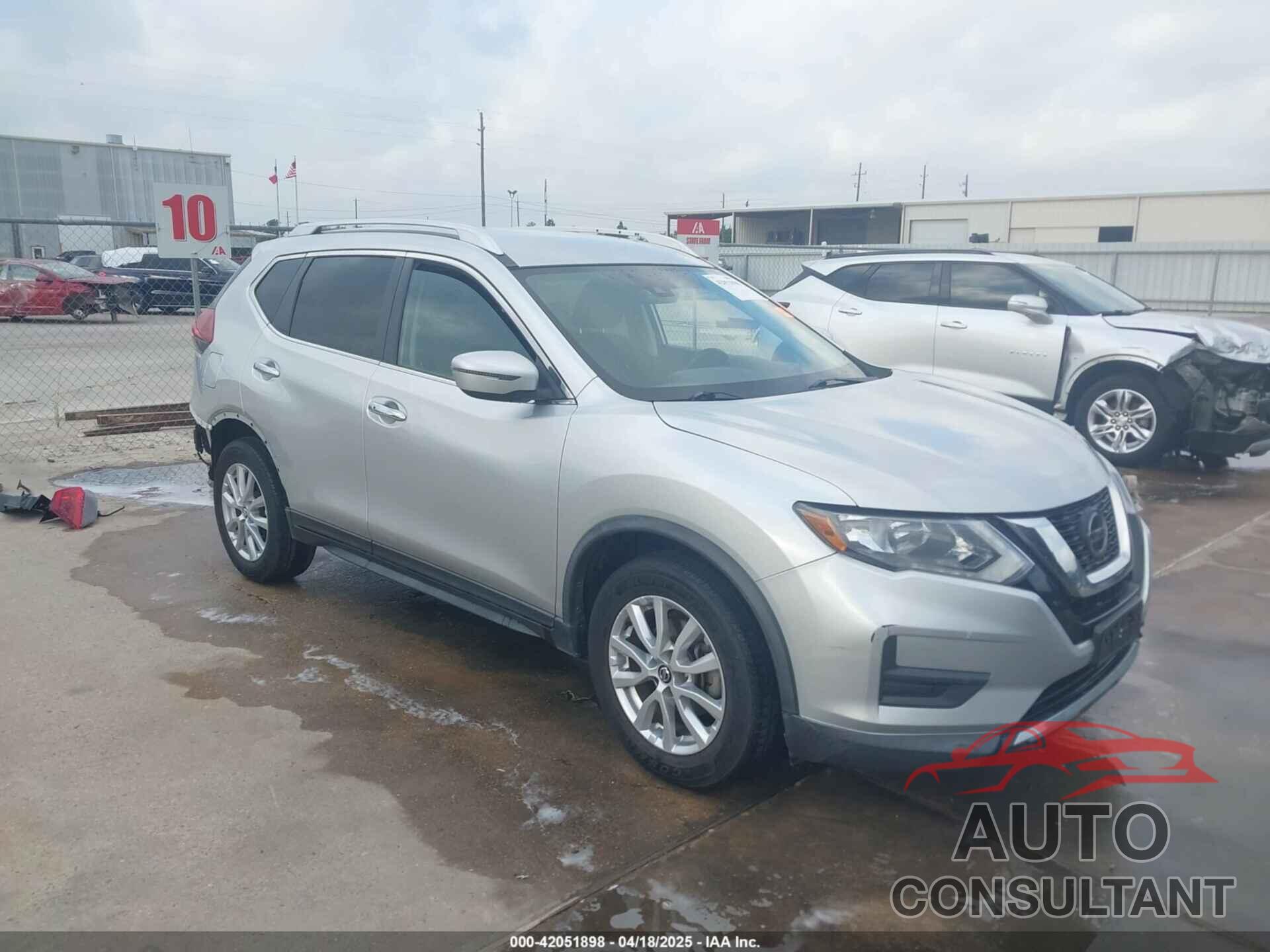 NISSAN ROGUE 2019 - KNMAT2MT8KP516841