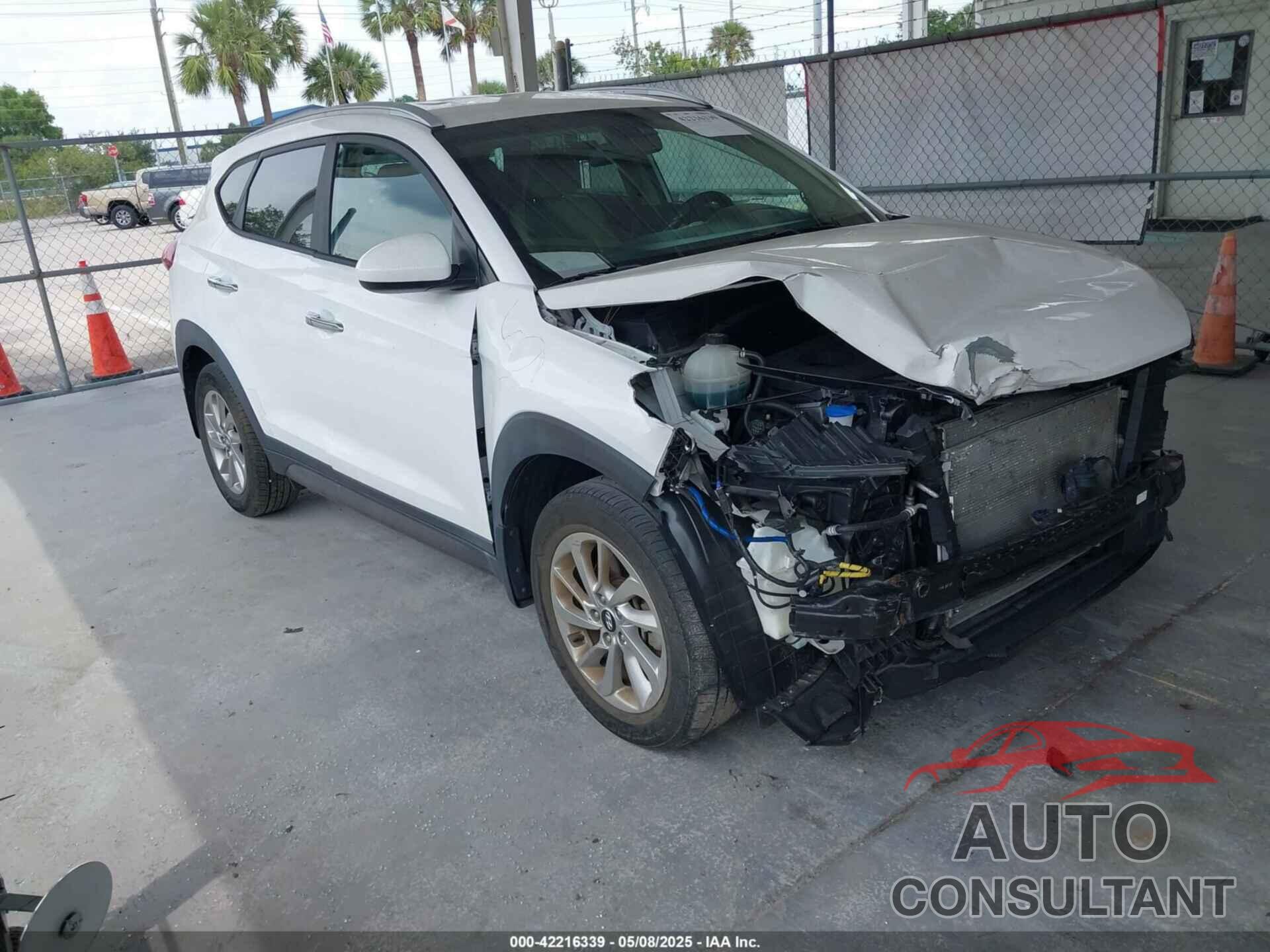 HYUNDAI TUCSON 2016 - KM8J33A48GU192135