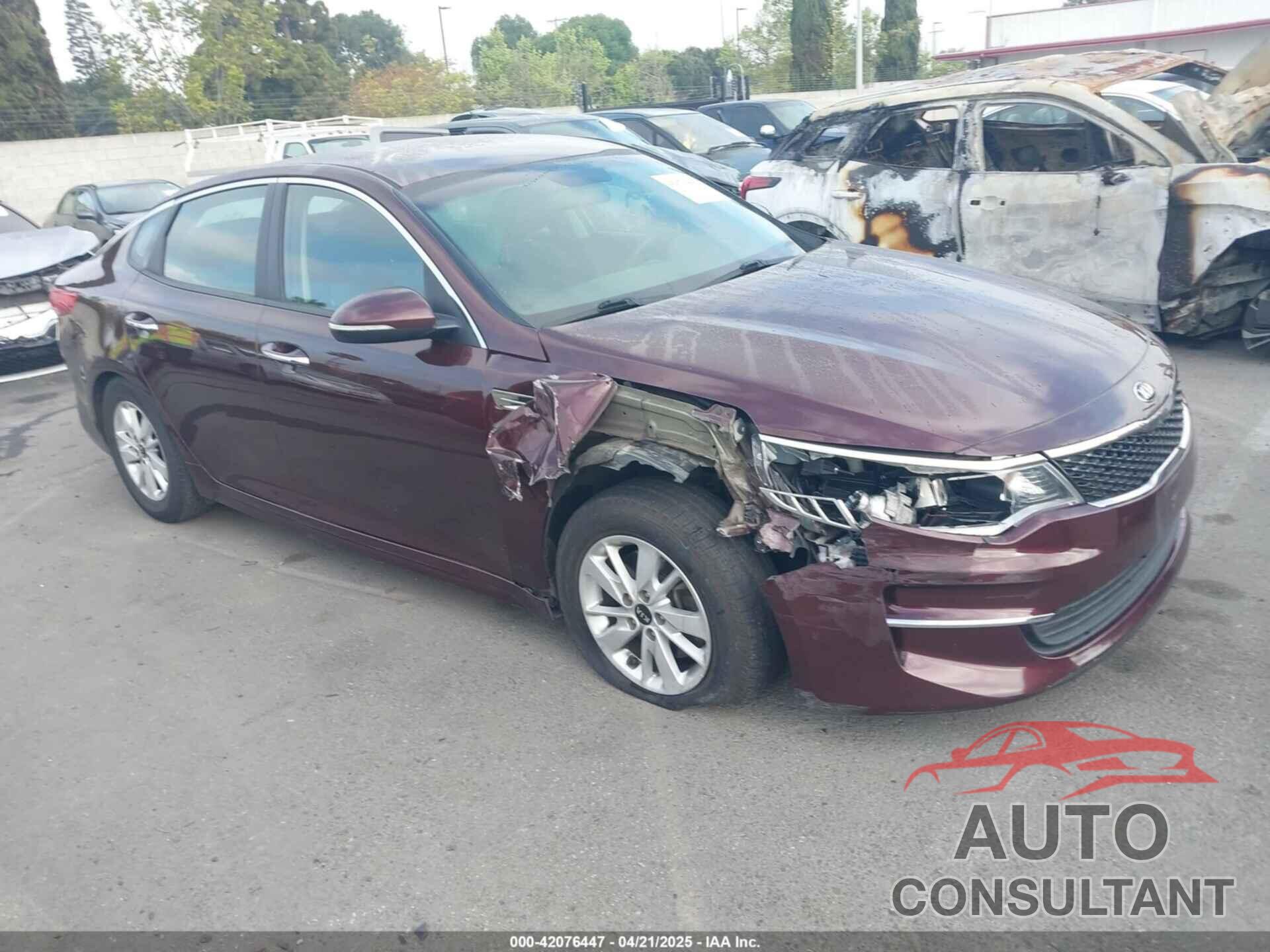 KIA OPTIMA 2018 - 5XXGT4L39JG212494