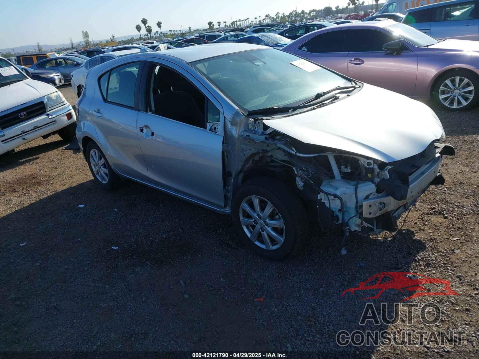 TOYOTA PRIUS C 2017 - JTDKDTB3XH1593023