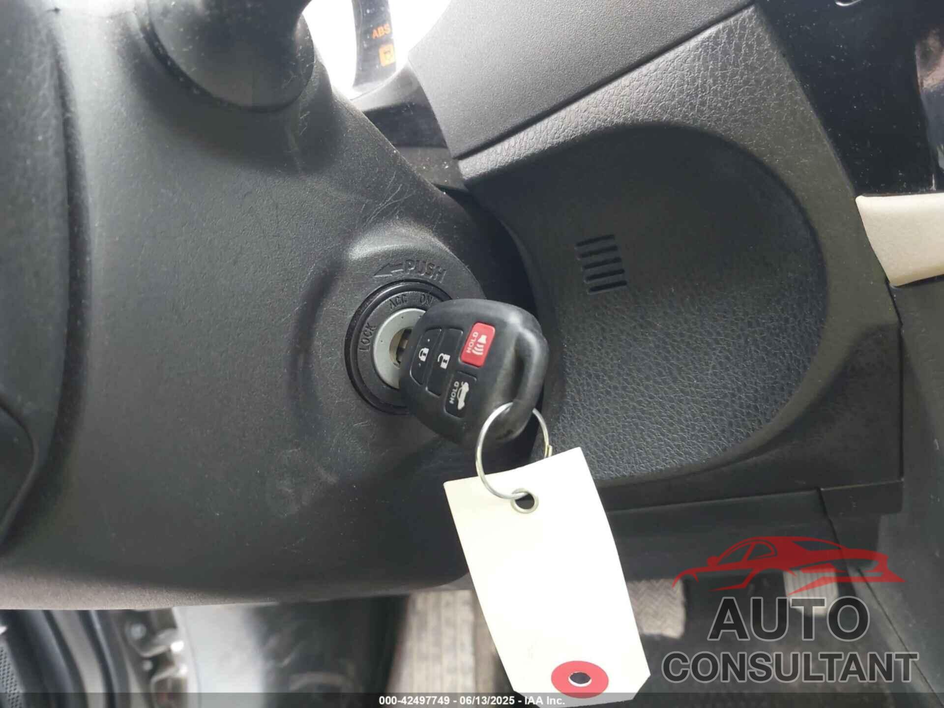 TOYOTA COROLLA 2015 - 2T1BURHE9FC458278