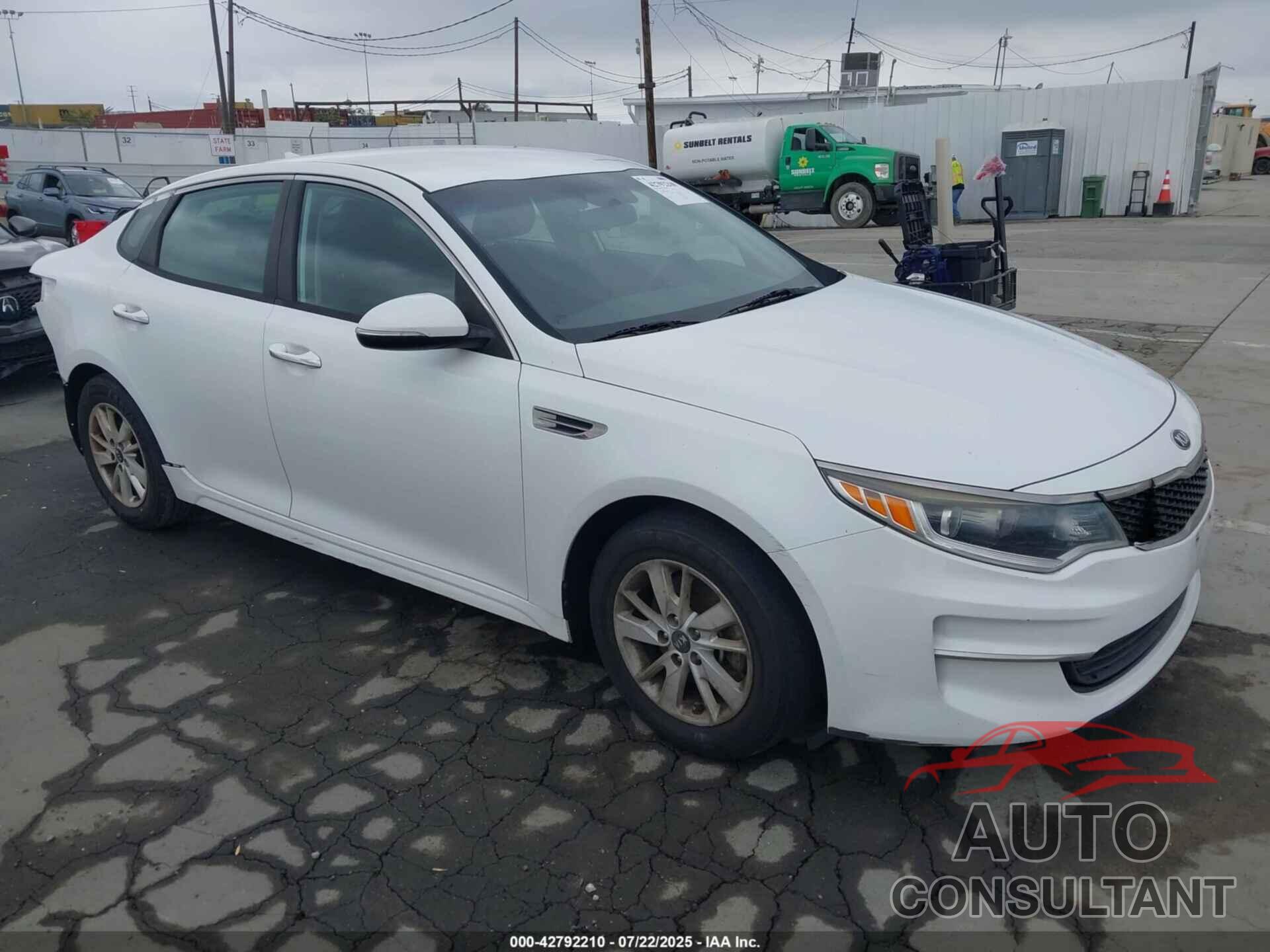 KIA OPTIMA 2017 - 5XXGT4L3XHG166944