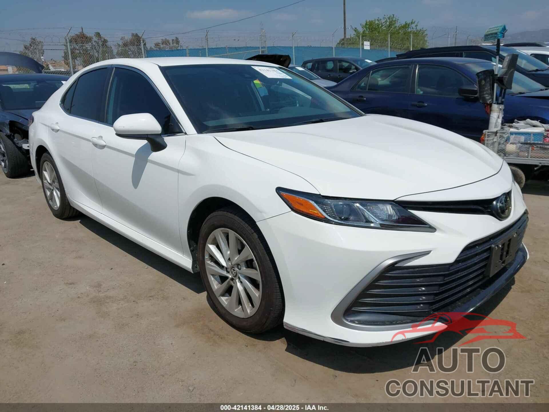 TOYOTA CAMRY 2023 - 4T1C11AK5PU090955