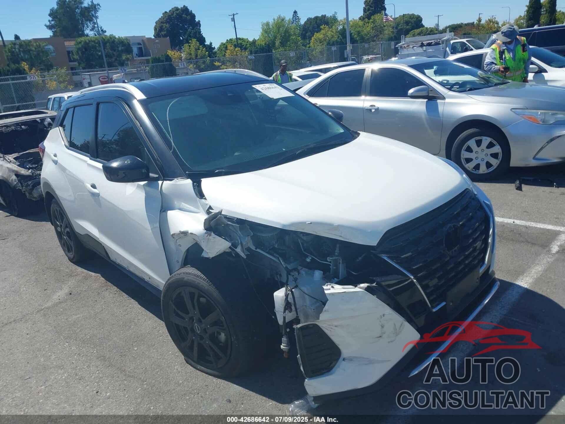 NISSAN KICKS 2022 - 3N1CP5CV8NL507738