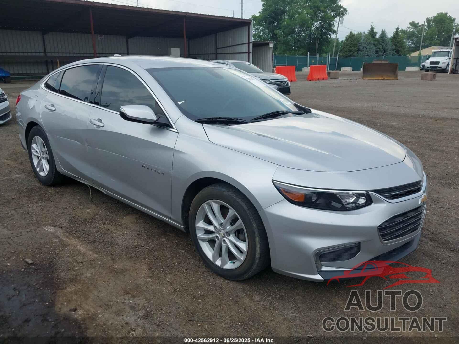 CHEVROLET MALIBU 2018 - 1G1ZD5ST7JF192007