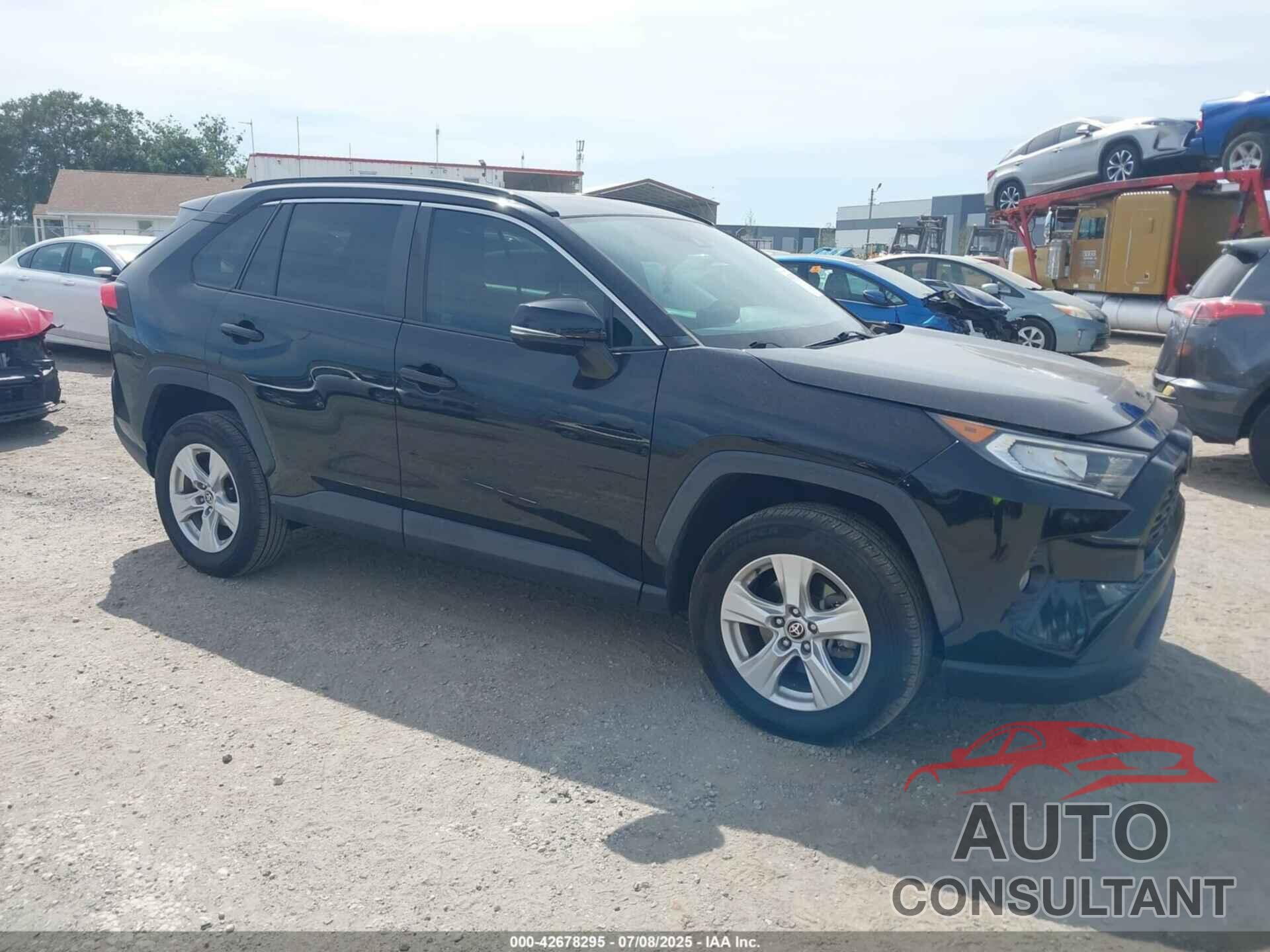 TOYOTA RAV4 2021 - 2T3W1RFV8MC148060