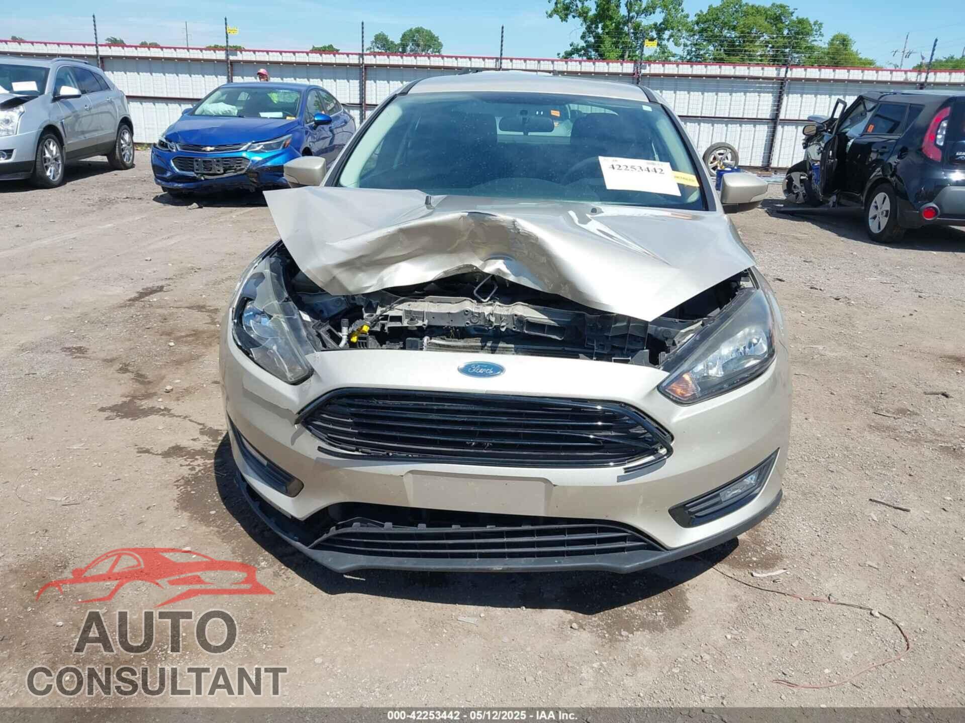 FORD FOCUS 2017 - 1FADP3FE4HL324506