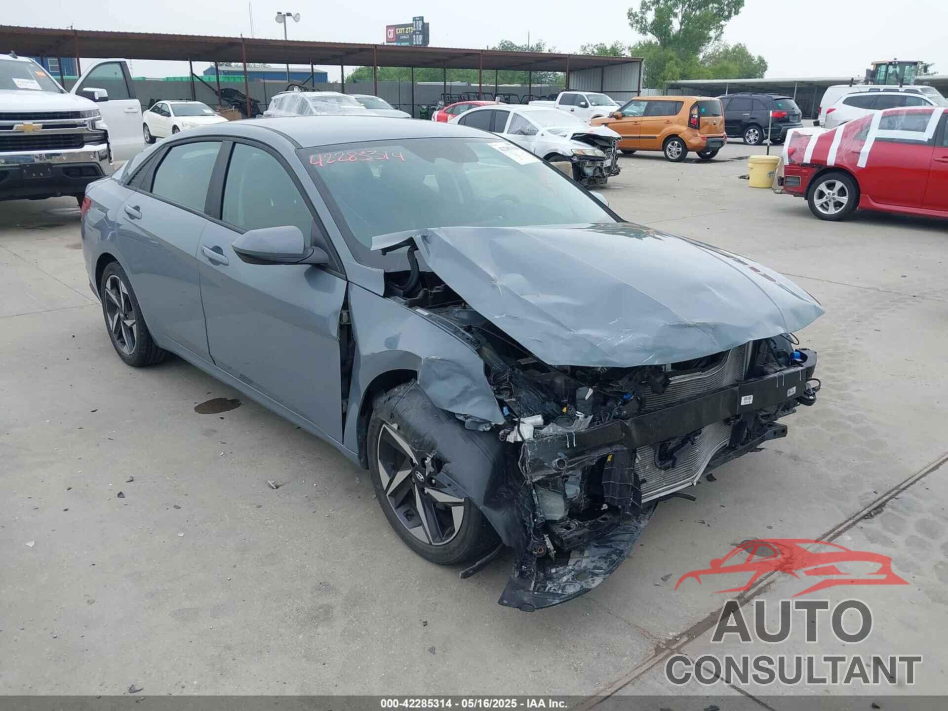 HYUNDAI ELANTRA 2023 - KMHLS4AG6PU436750