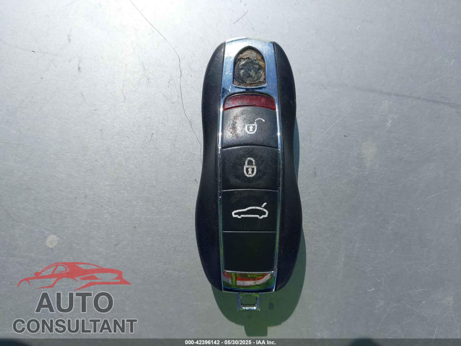PORSCHE PANAMERA 2011 - WP0AA2A75BL010310