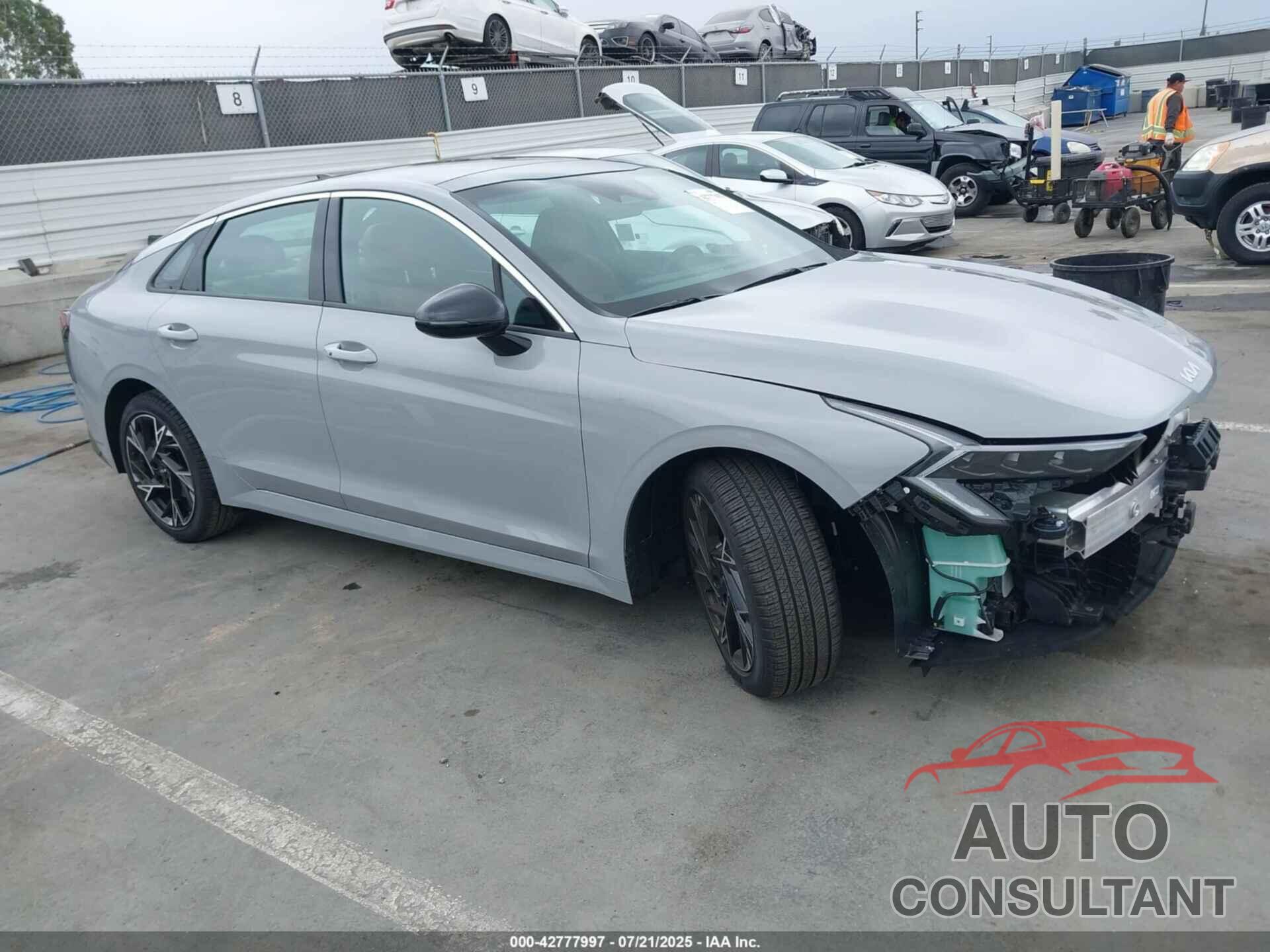 KIA K5 2025 - KNAG64J78S5348082
