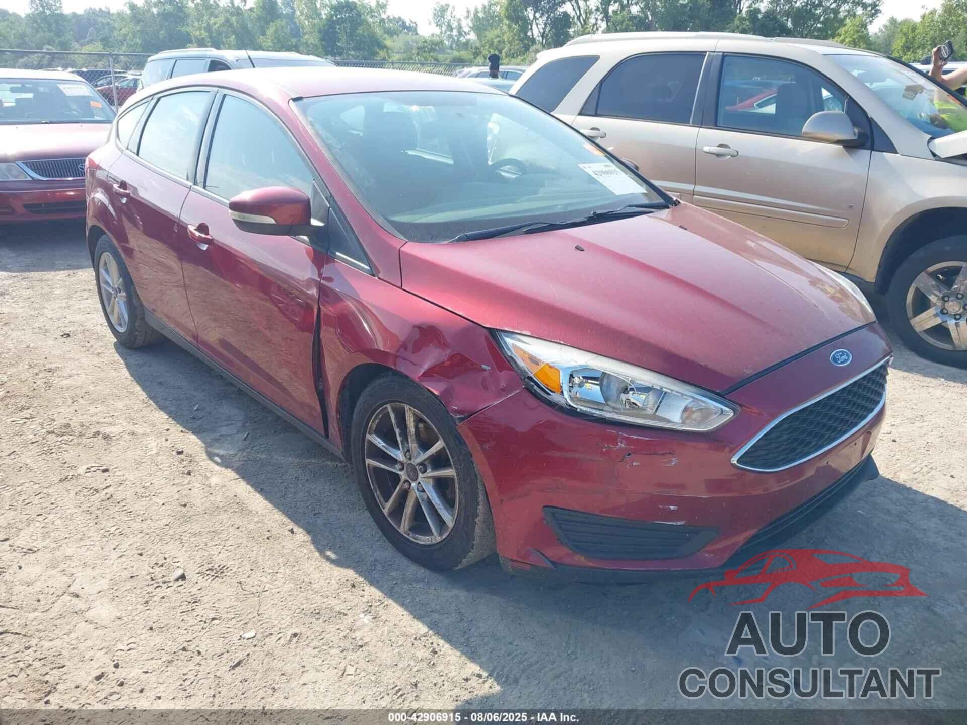 FORD FOCUS 2015 - 1FADP3K26FL374302