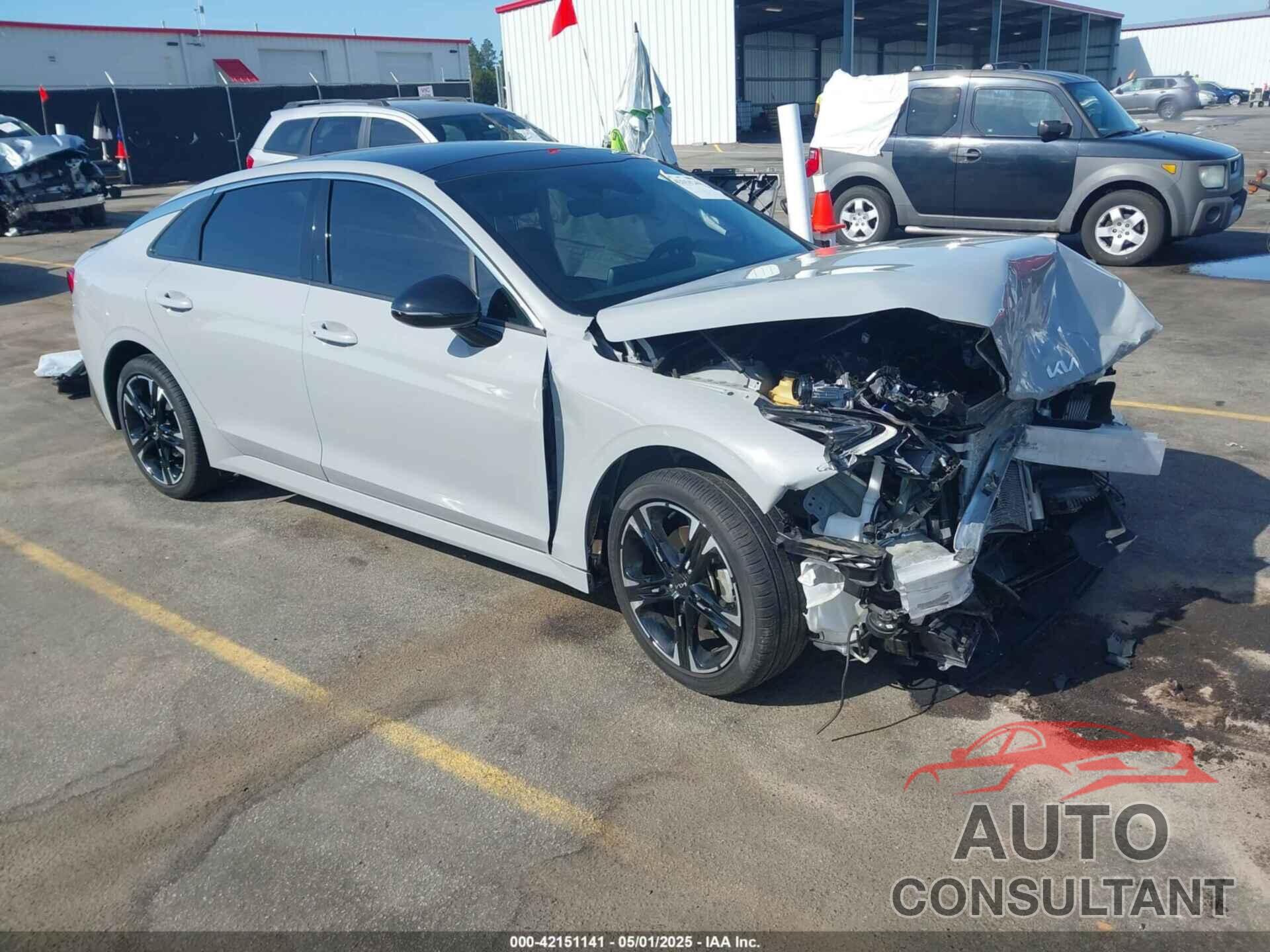 KIA K5 2023 - 5XXG64J24PG191175