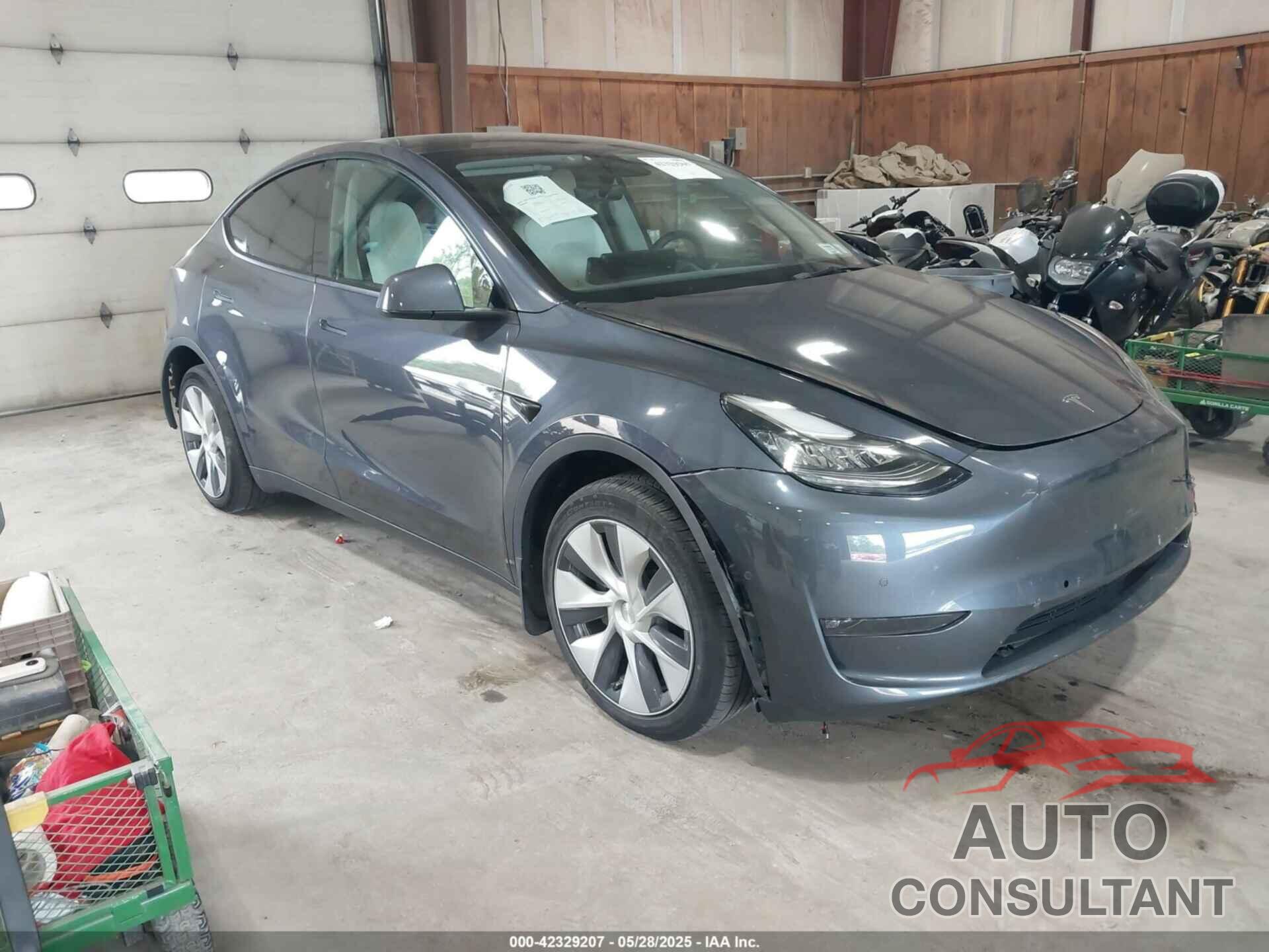 TESLA MODEL Y 2022 - 7SAYGAEE0NF567801