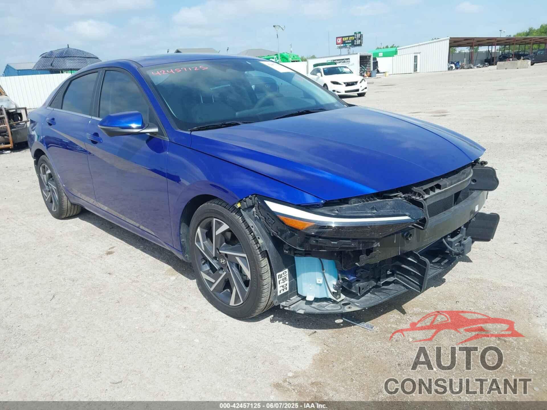 HYUNDAI ELANTRA 2024 - KMHLP4DG5RU817523