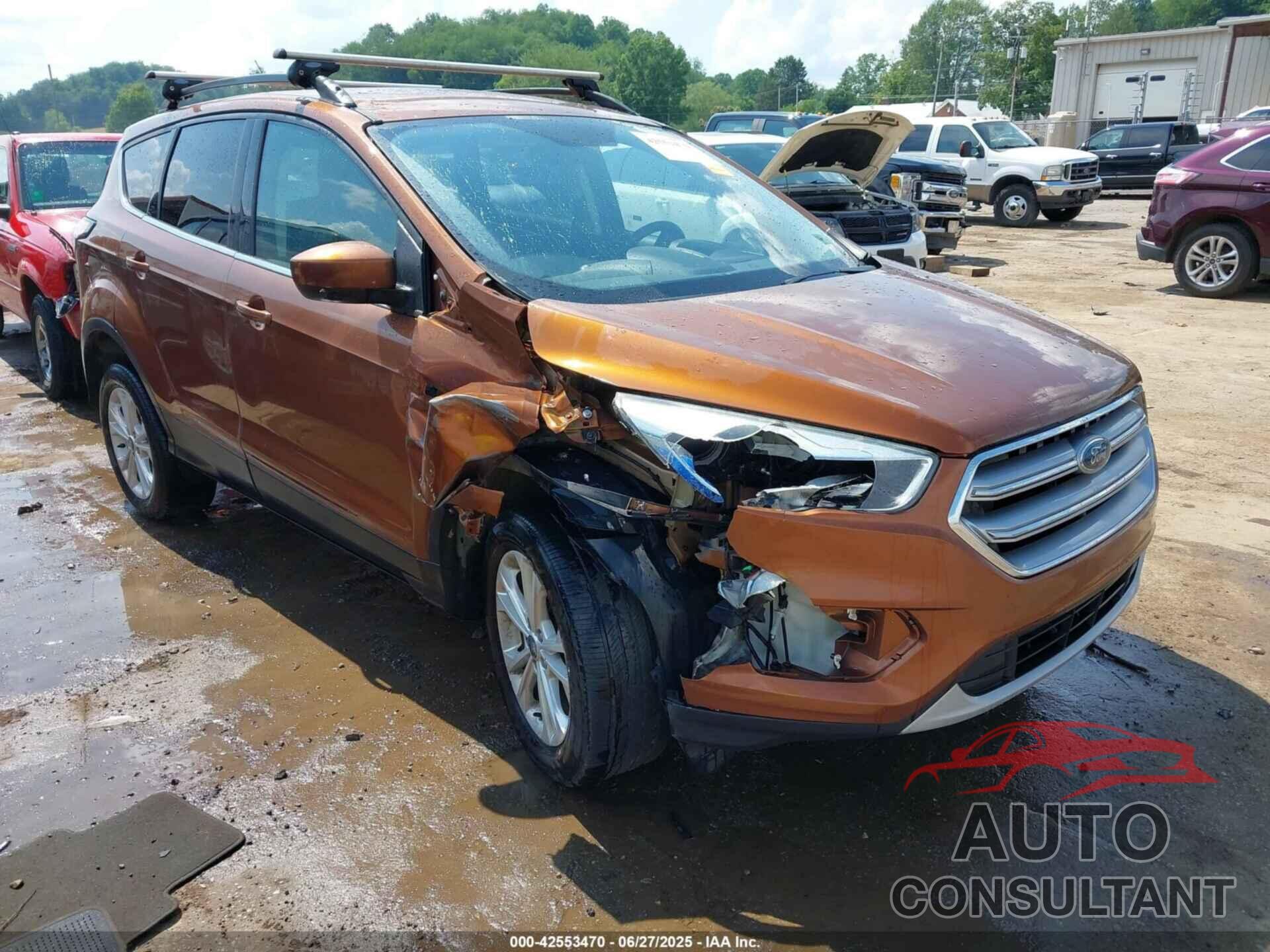 FORD ESCAPE 2017 - 1FMCU9GD9HUD07309