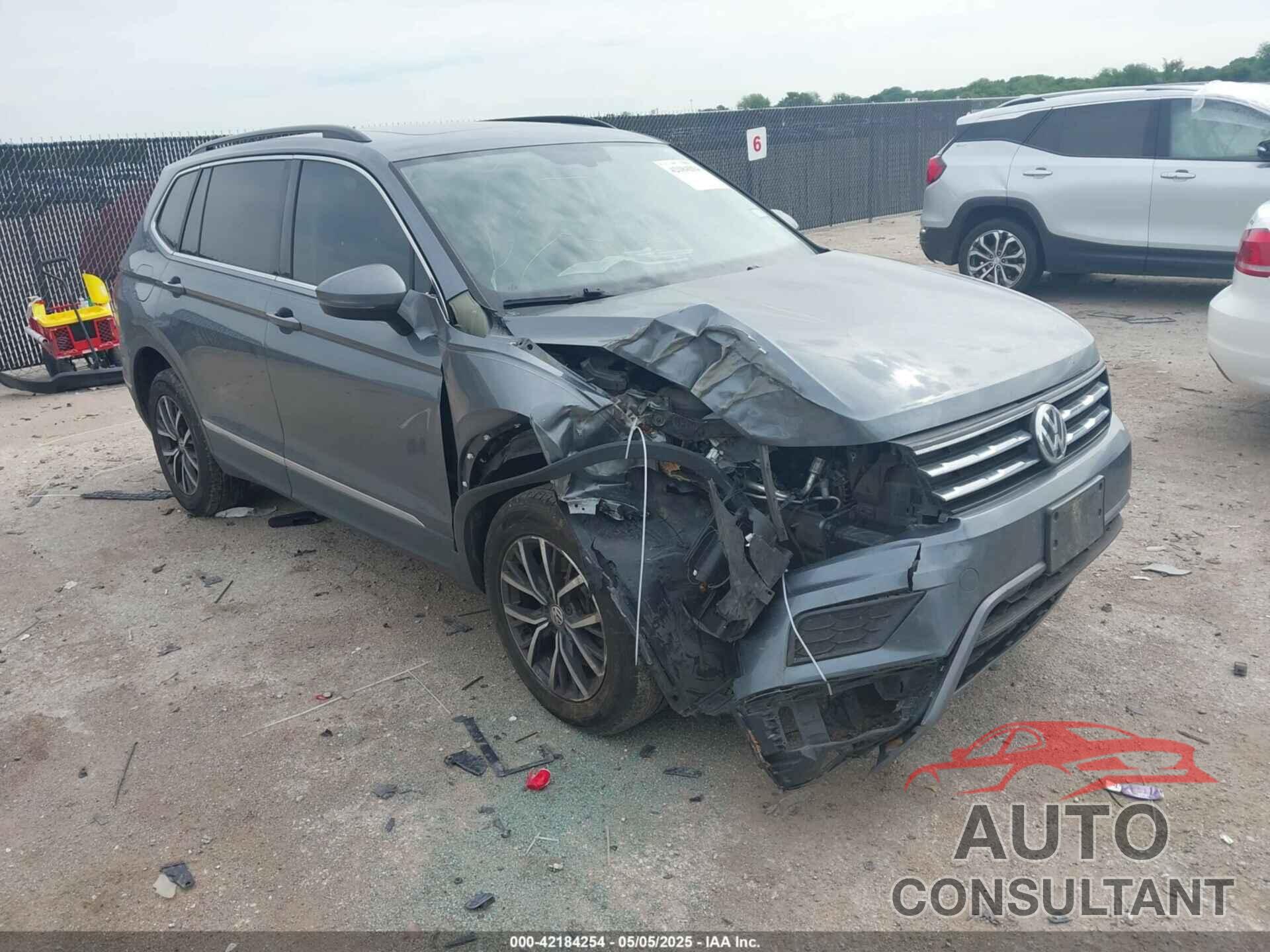 VOLKSWAGEN TIGUAN 2020 - 3VV3B7AX6LM008716